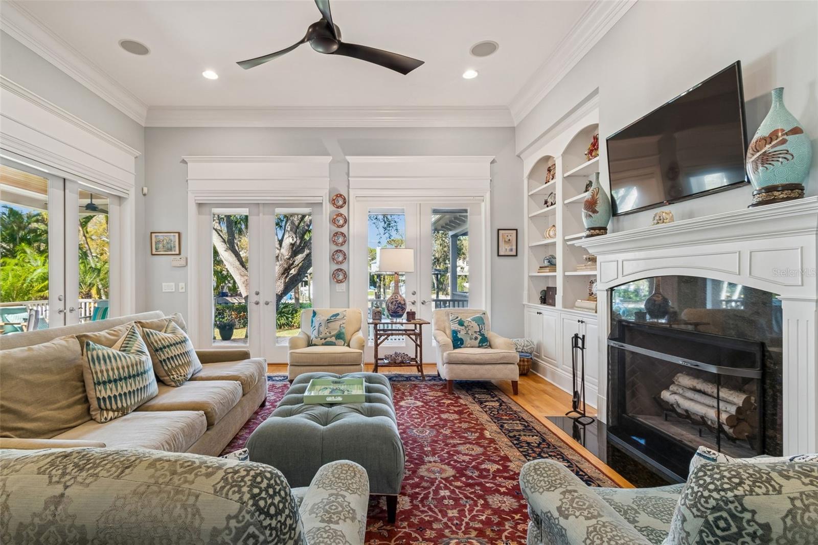 Image 28 of 89 For 4909 Spring Lake Drive