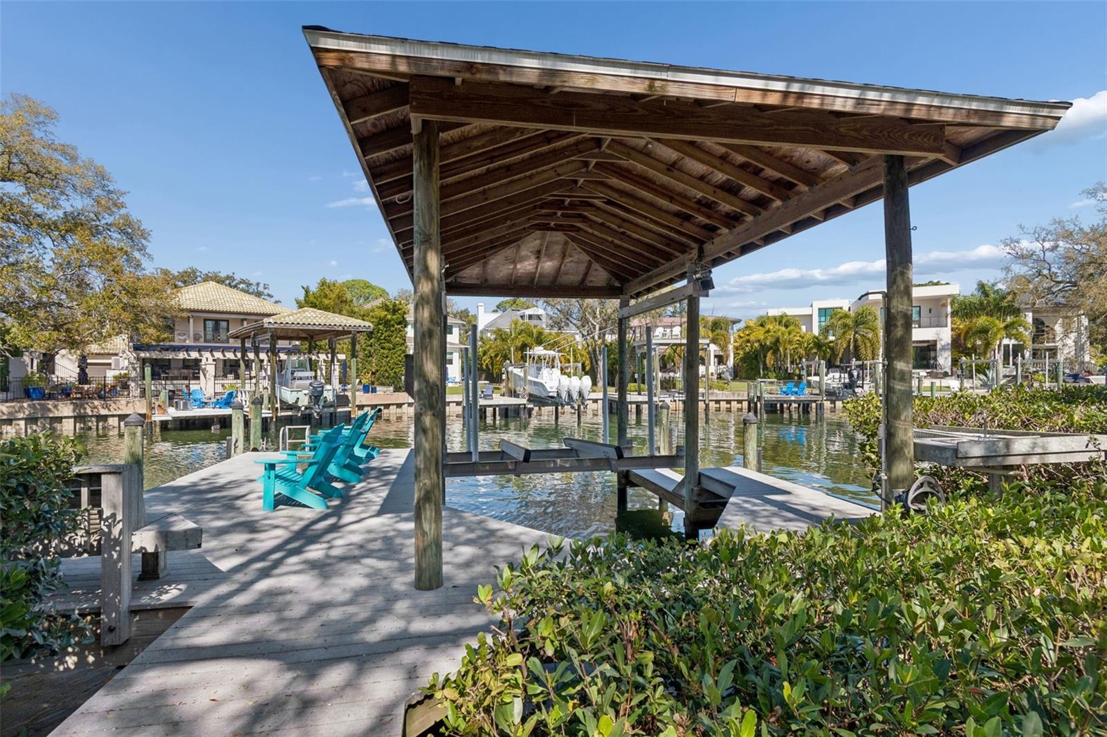 Image 32 of 89 For 4909 Spring Lake Drive