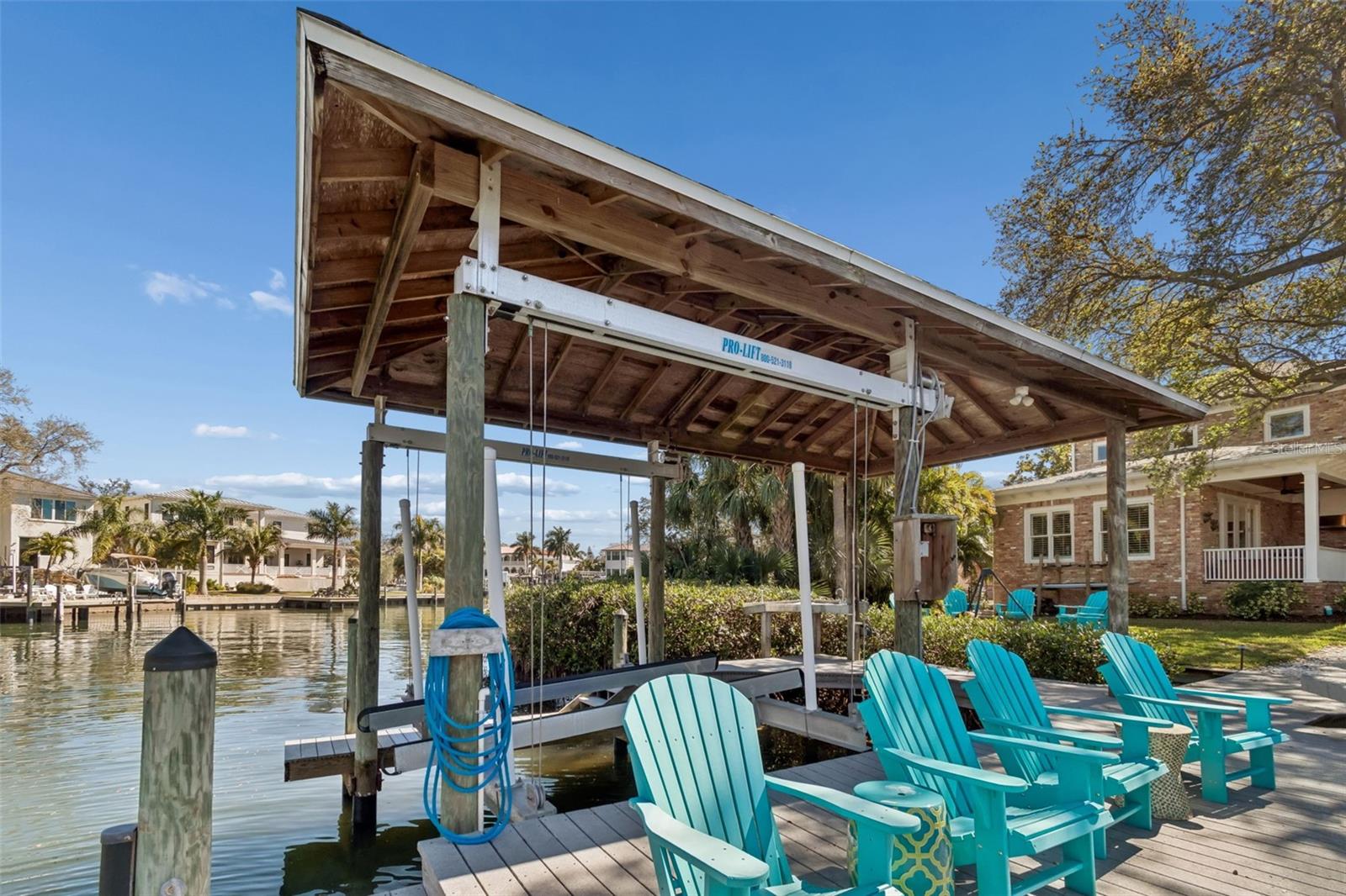 Image 33 of 89 For 4909 Spring Lake Drive