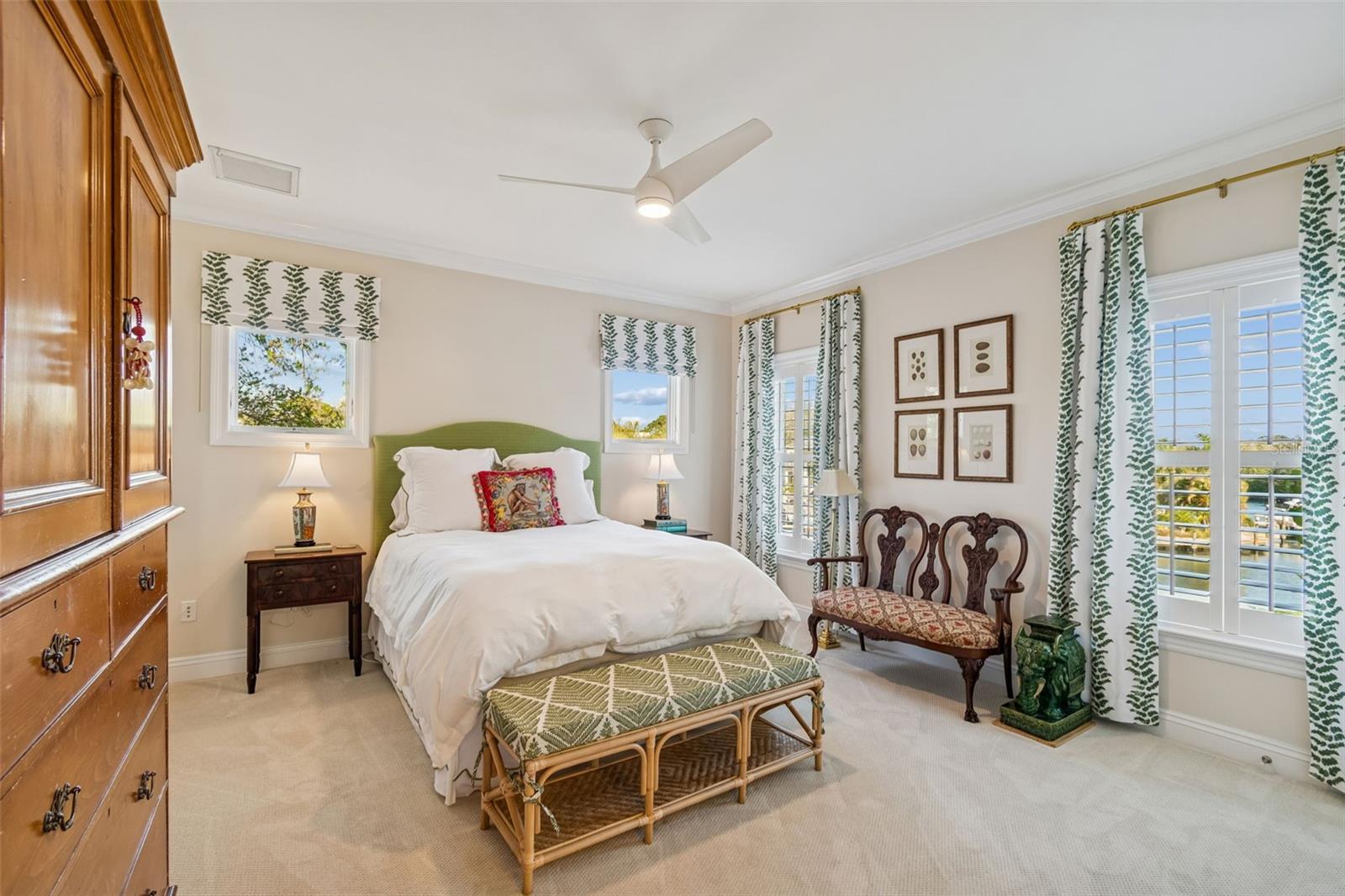 Image 53 of 89 For 4909 Spring Lake Drive