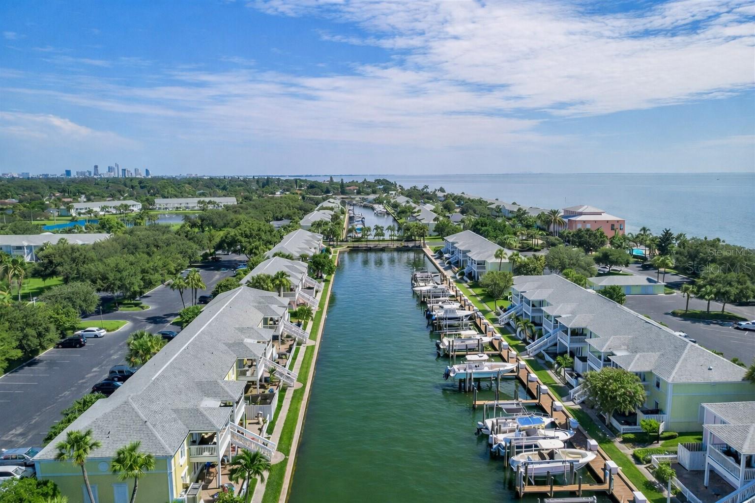 Image 55 of 97 For 5245 Coquina Key Drive Se D