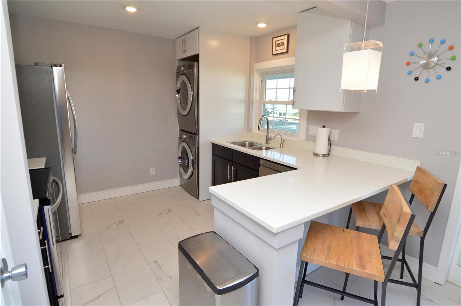 Image 8 of 97 For 5245 Coquina Key Drive Se D