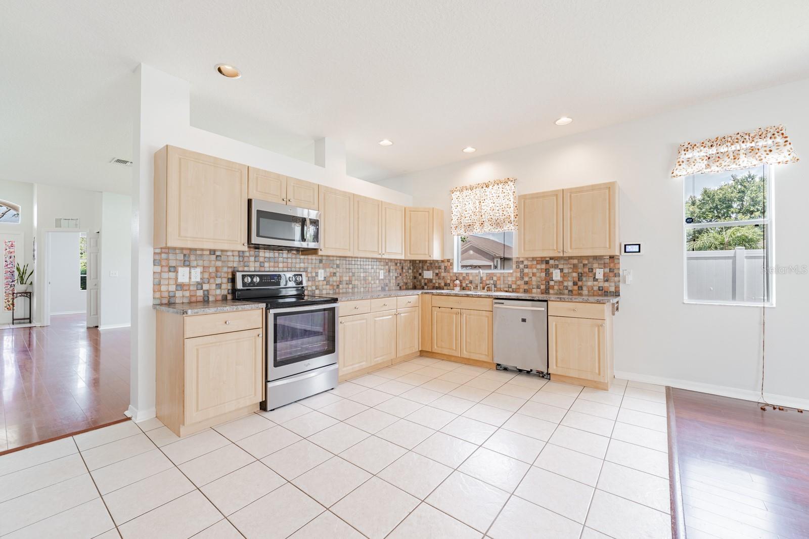 Image 10 of 29 For 17354 Lawn Orchid Loop