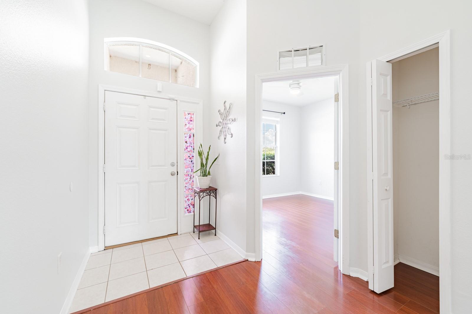 Image 3 of 29 For 17354 Lawn Orchid Loop