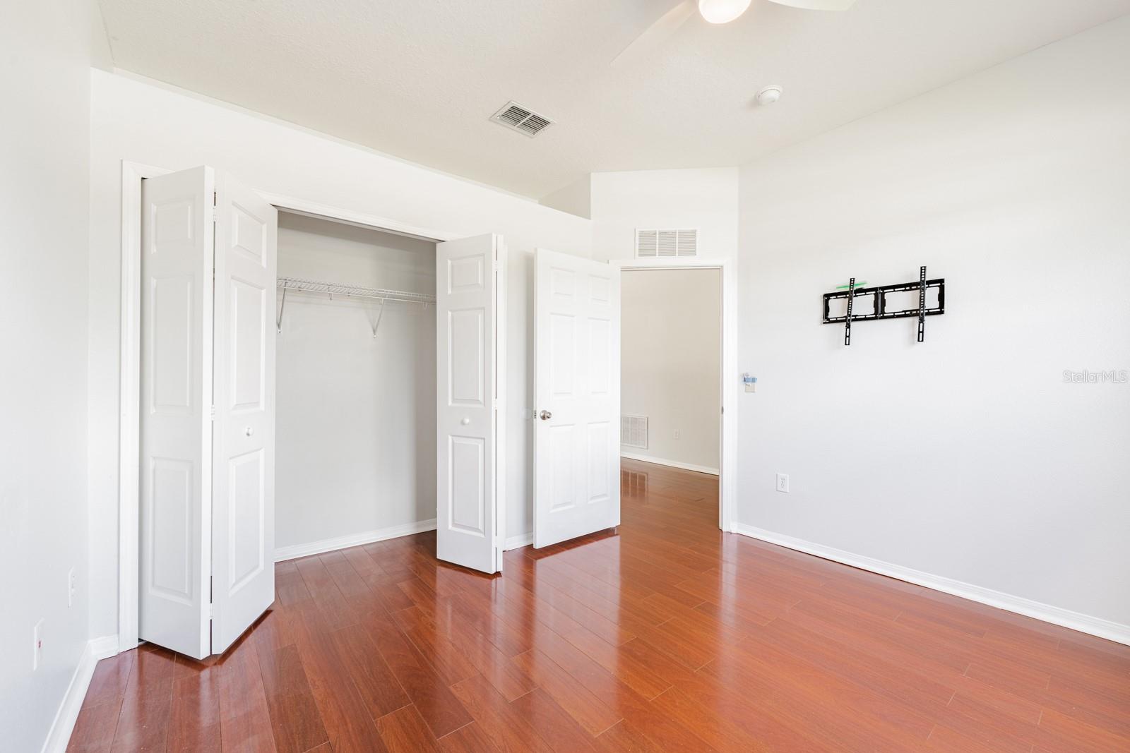 Image 5 of 29 For 17354 Lawn Orchid Loop