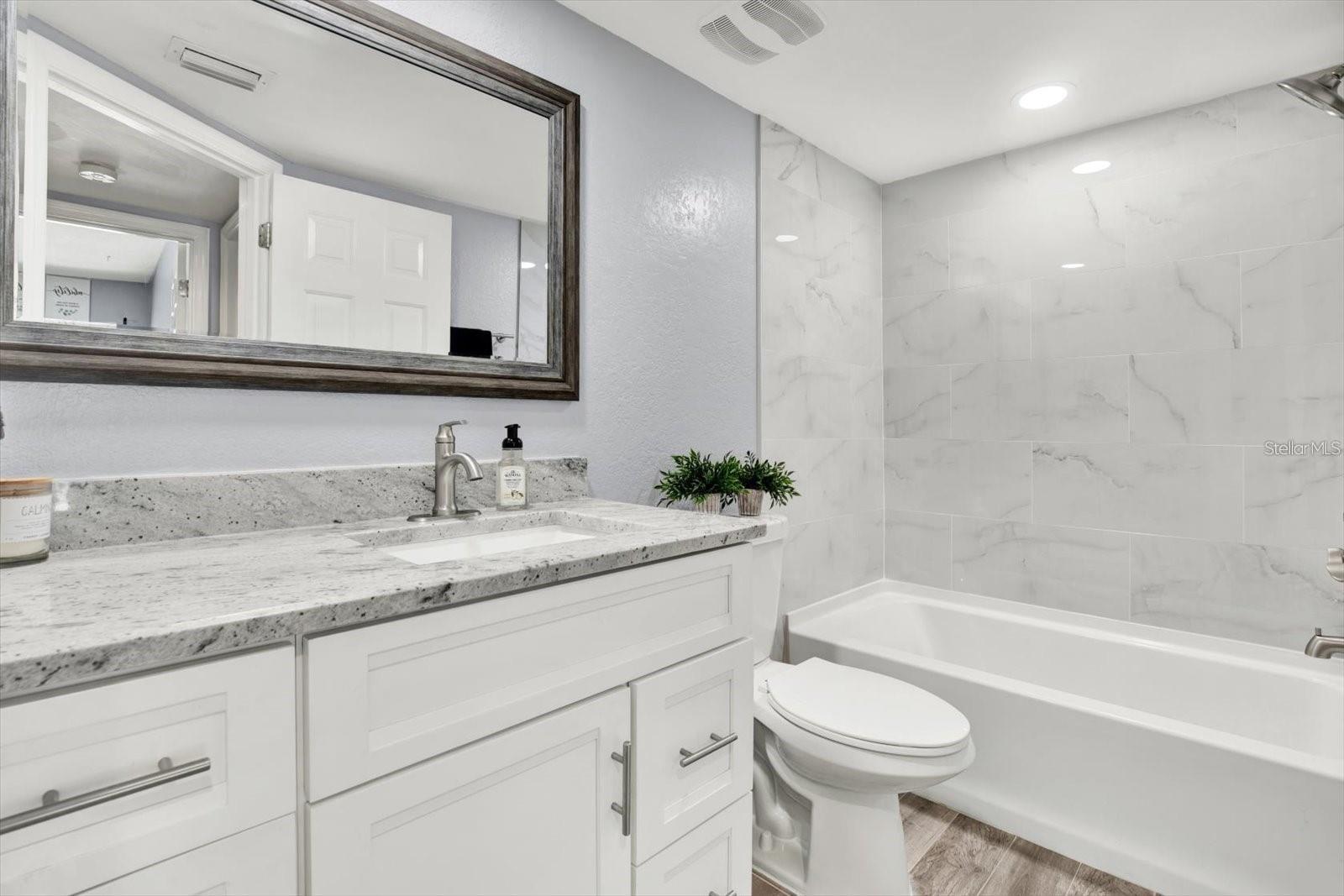 Image 17 of 30 For 6290 92nd Place N 3006