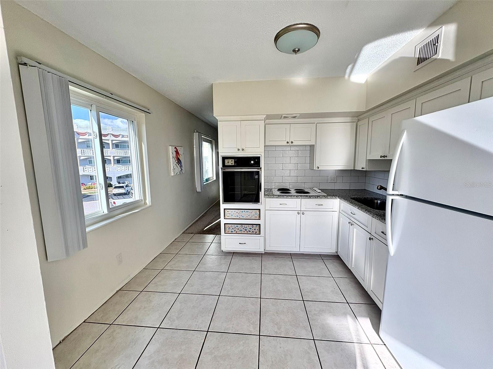 Listing photo id 8 for 2469 Franciscan Drive 49