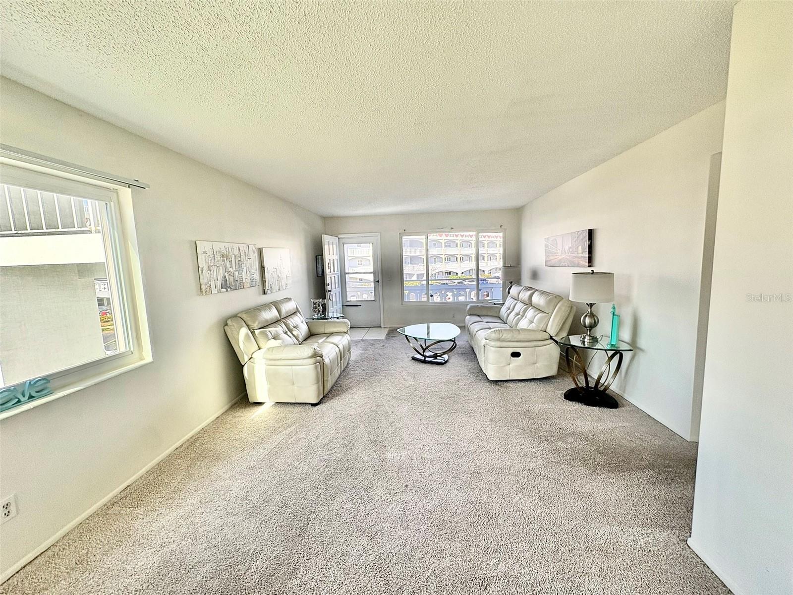 Listing photo id 5 for 2469 Franciscan Drive 49