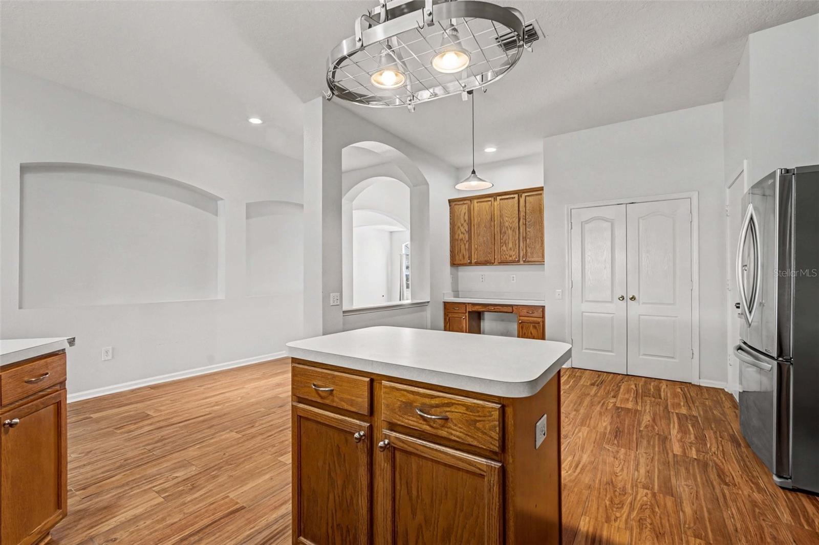 Image 13 of 41 For 20835 Riverforest Drive