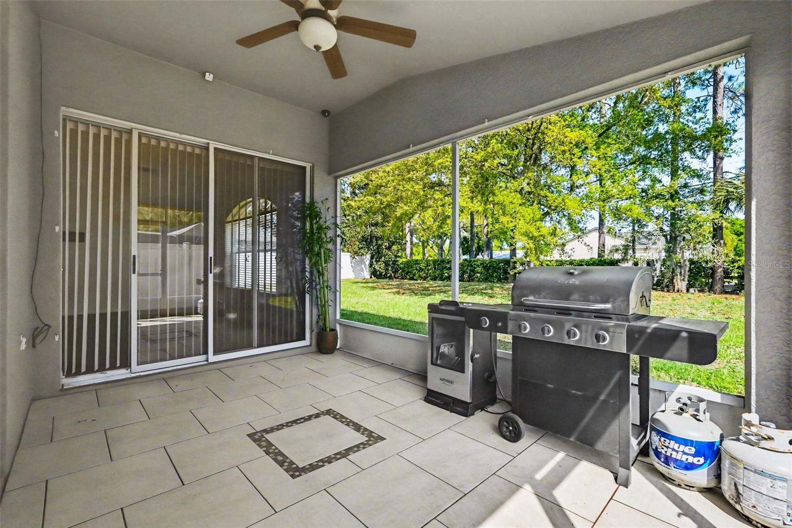 Image 33 of 41 For 20835 Riverforest Drive