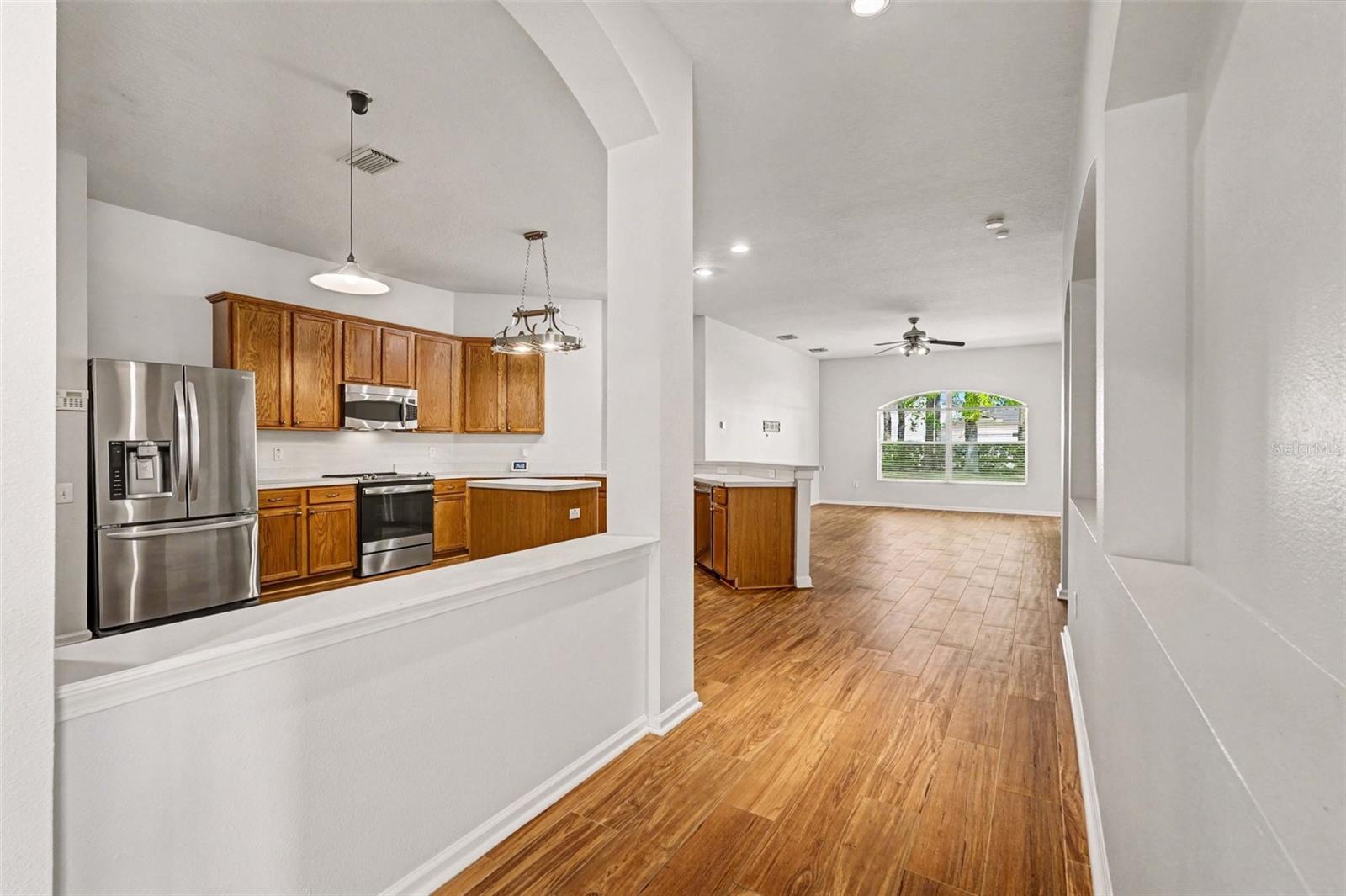 Image 9 of 41 For 20835 Riverforest Drive