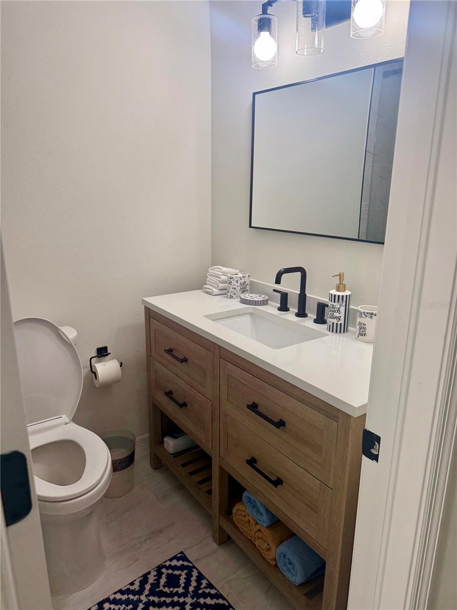 Image 27 of 70 For 337 Rex Place B