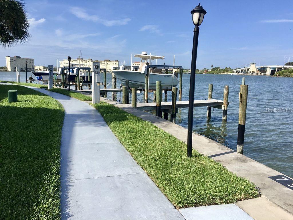 Image 60 of 70 For 337 Rex Place B