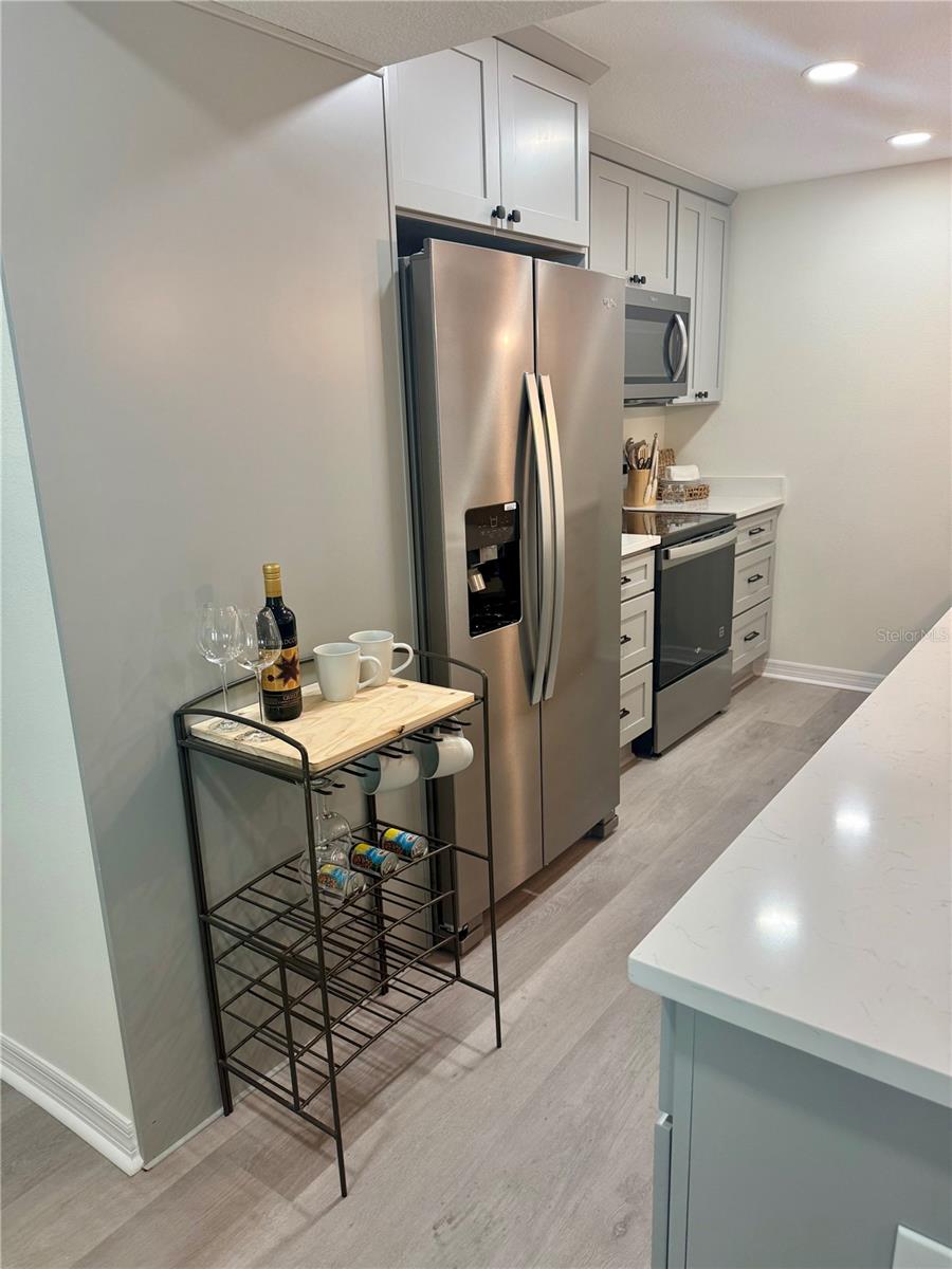 Image 8 of 70 For 337 Rex Place B