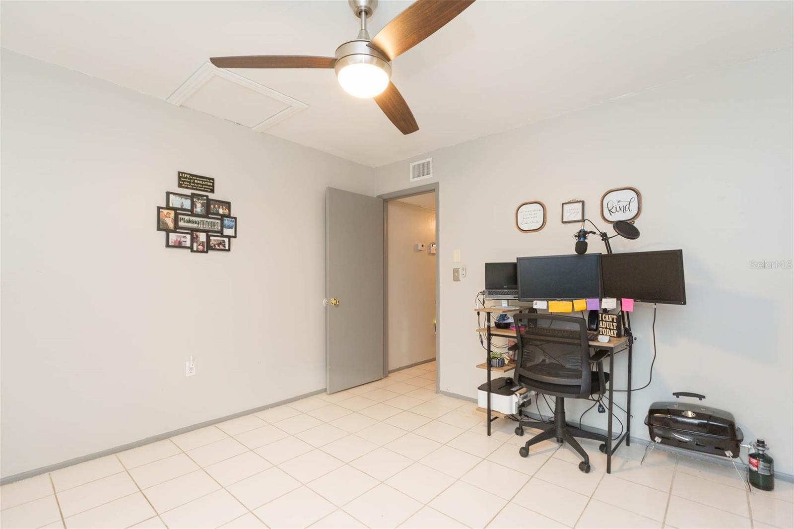 Image 16 of 22 For 14472 Reuter Strasse Cir  408