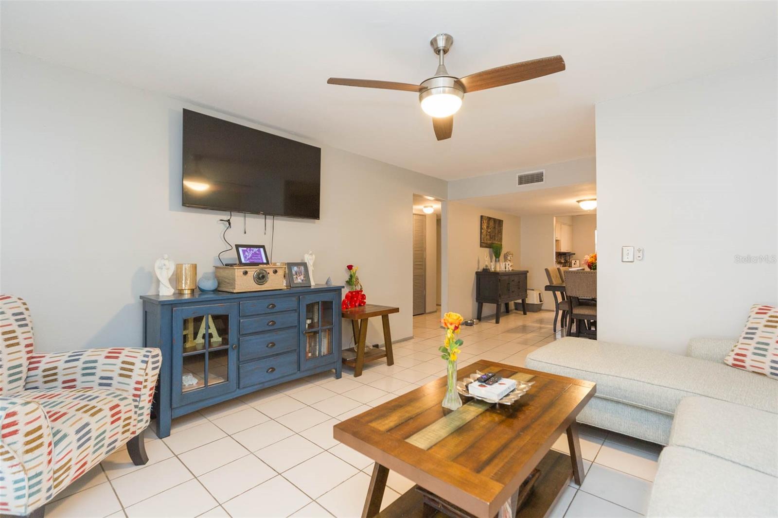 Image 5 of 22 For 14472 Reuter Strasse Cir  408