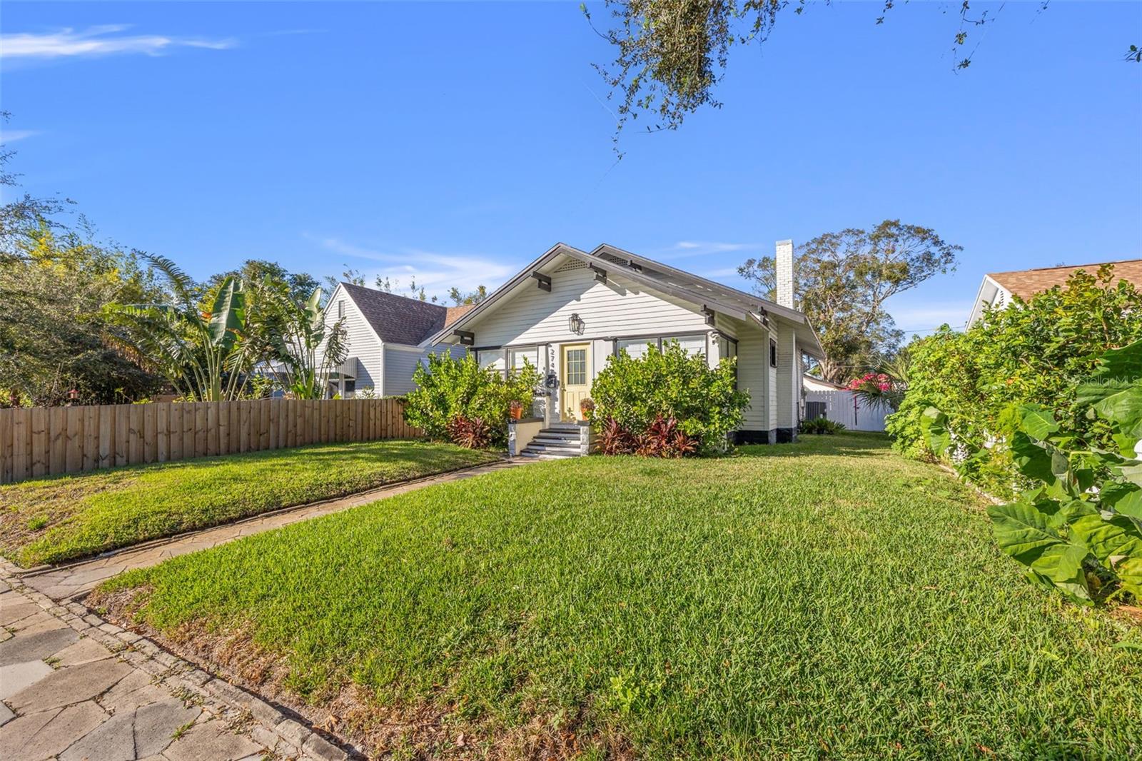 Image 3 of 33 For 2747 3rd Avenue N