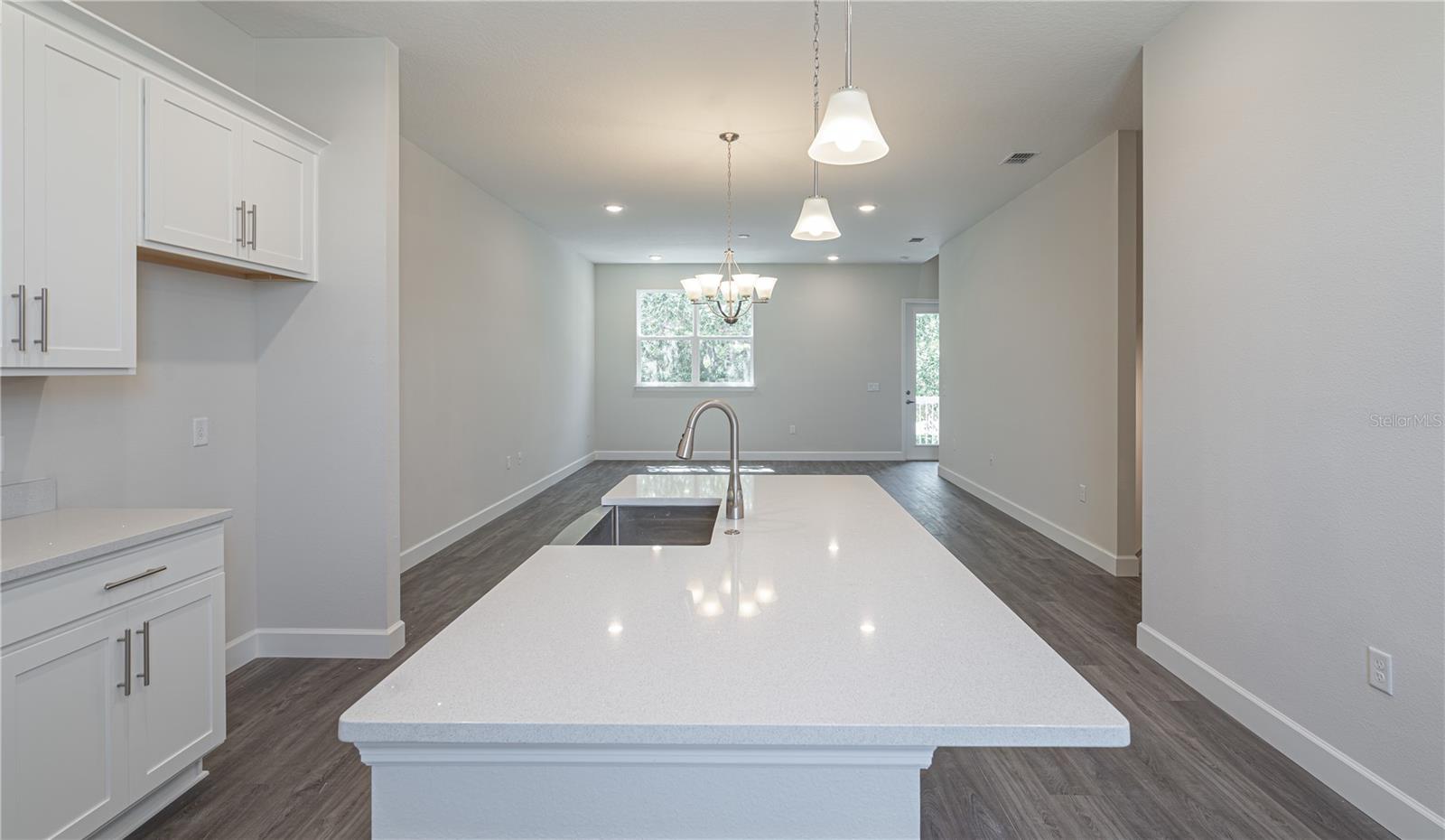 Listing photo id 16 for 9910 Tate Lane