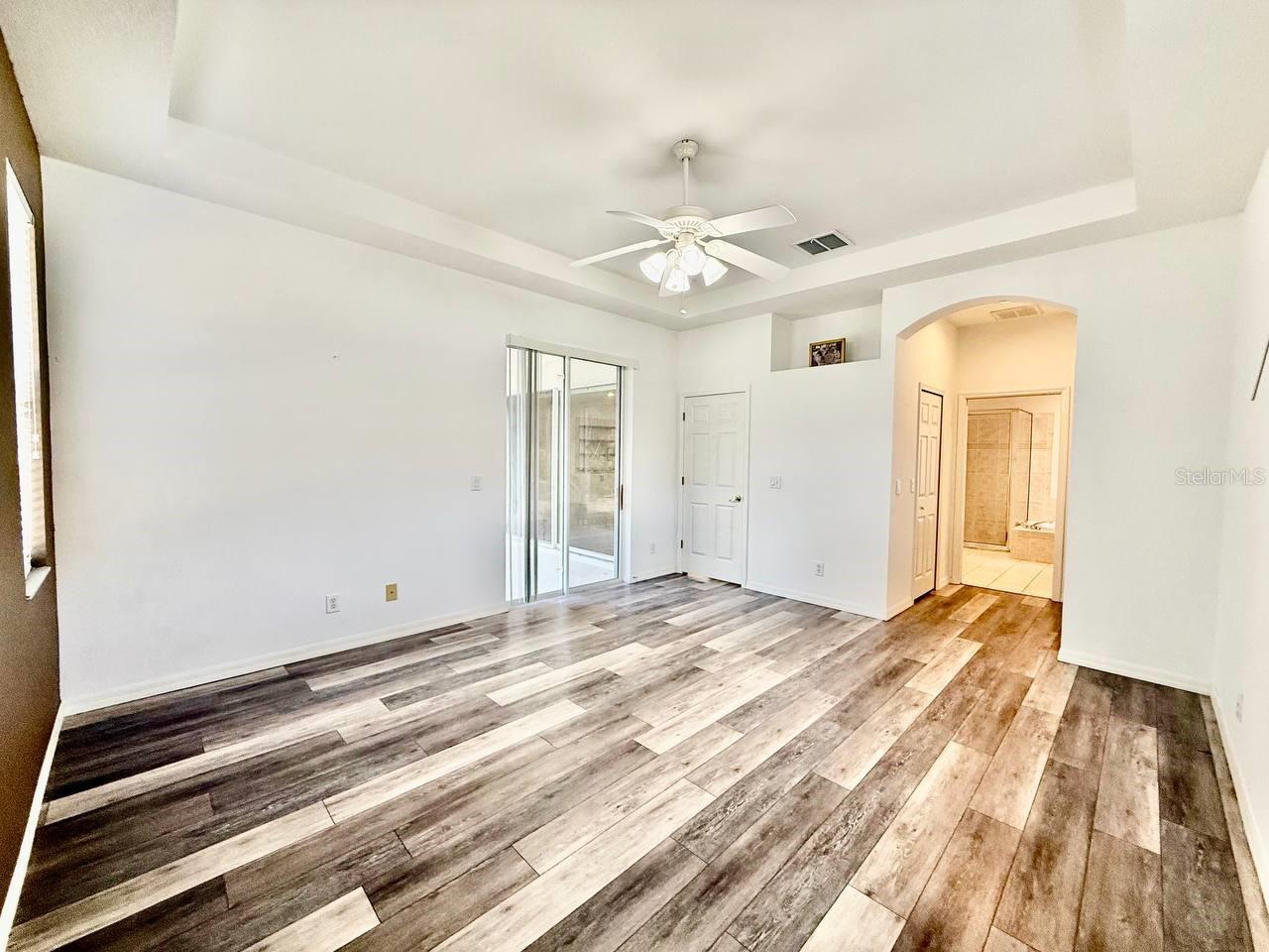 Image 18 of 44 For 10226 Evergreen Hill Drive