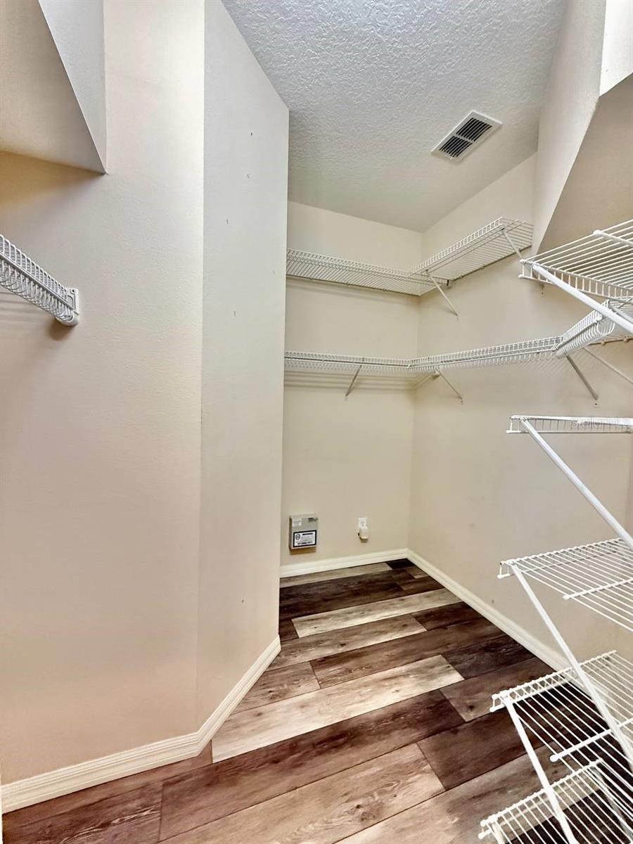 Image 19 of 44 For 10226 Evergreen Hill Drive