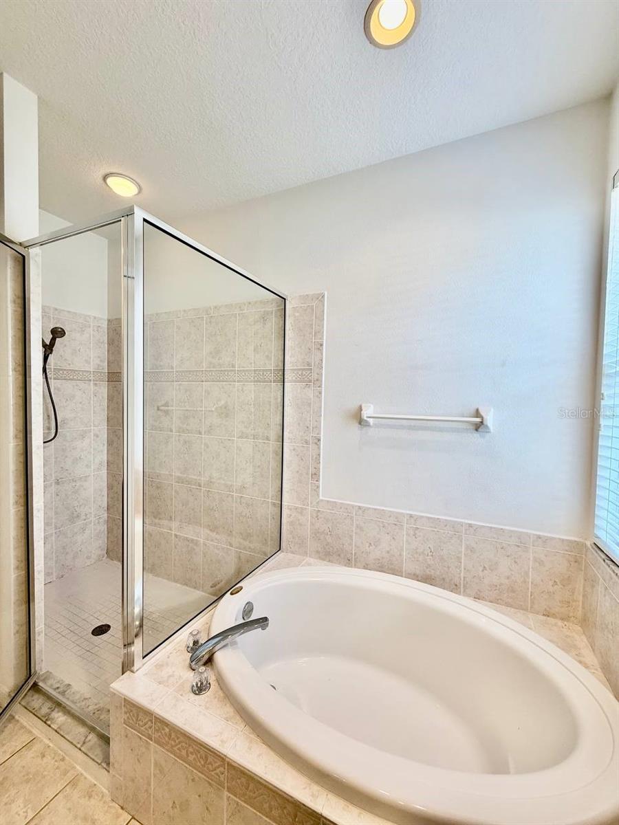 Image 23 of 44 For 10226 Evergreen Hill Drive