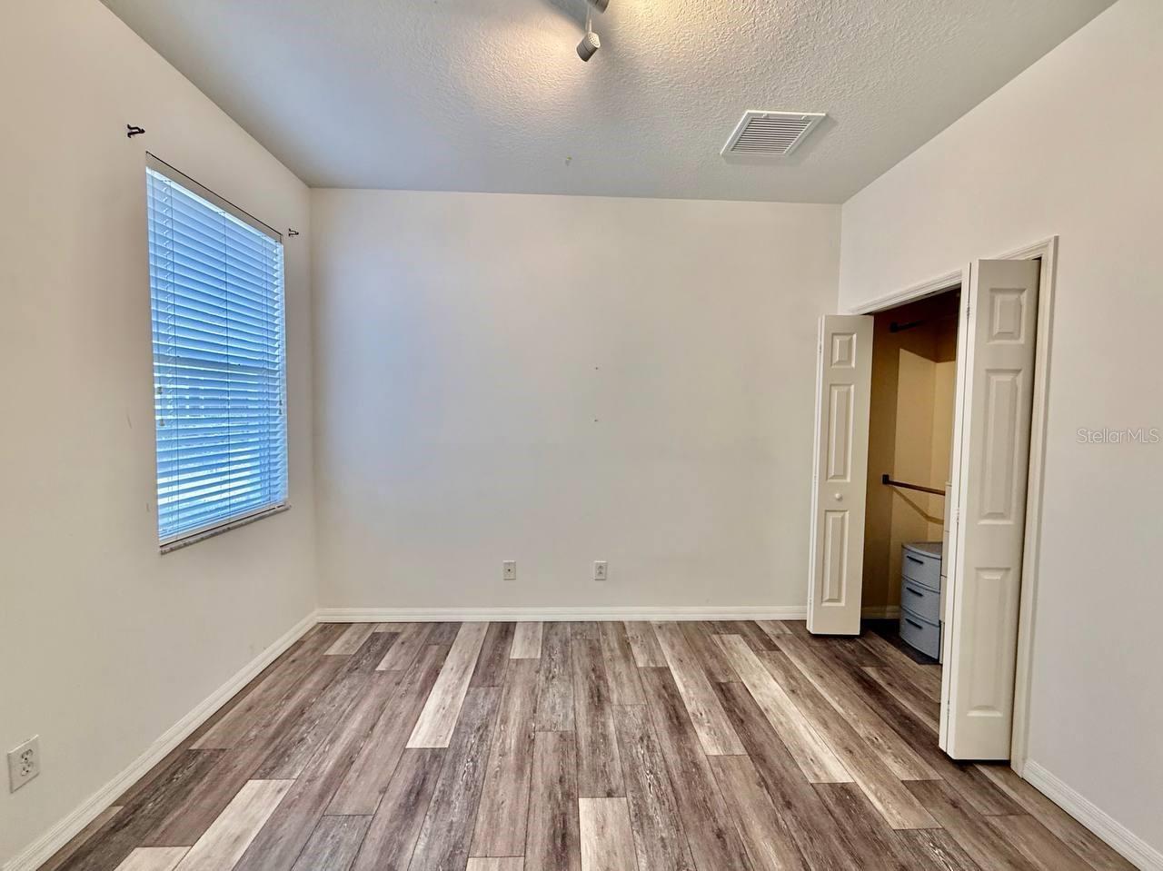 Image 24 of 44 For 10226 Evergreen Hill Drive