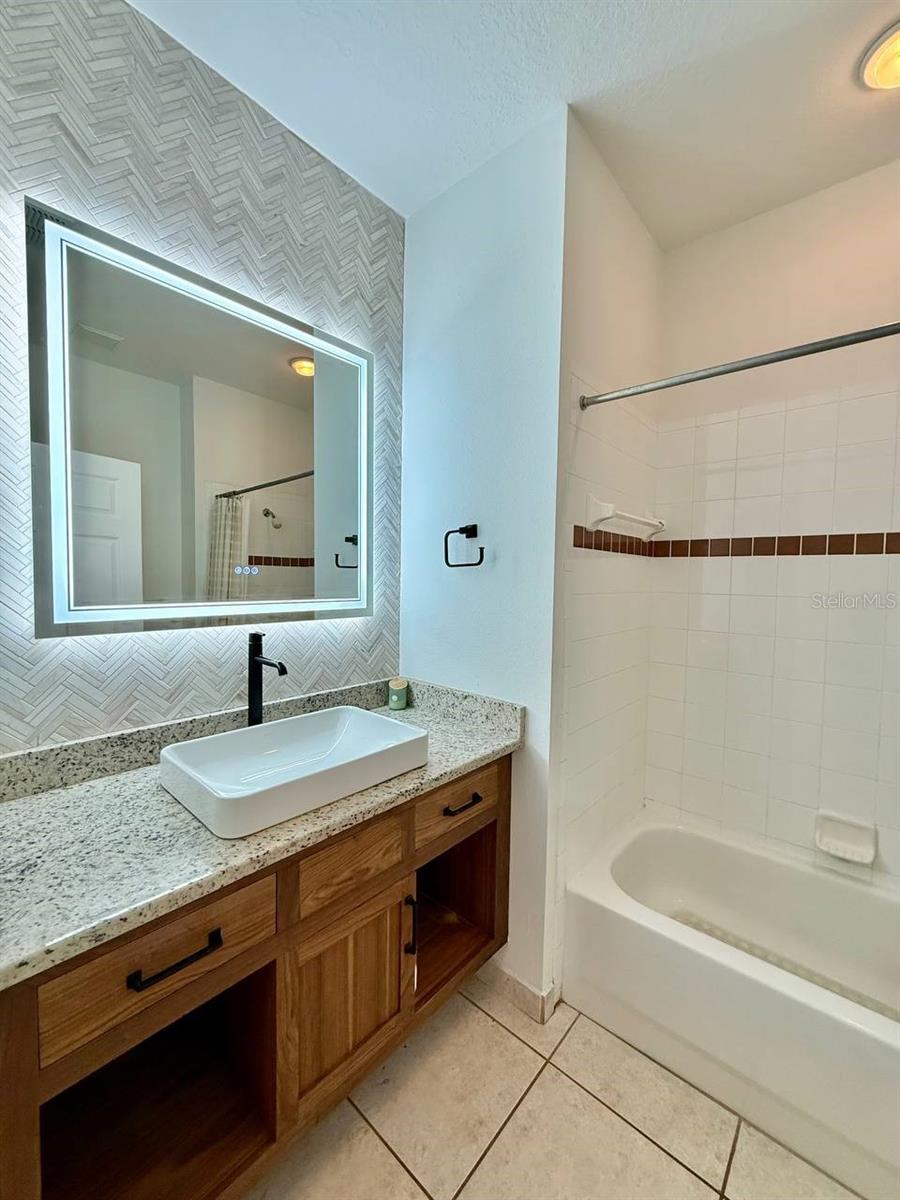 Image 27 of 44 For 10226 Evergreen Hill Drive