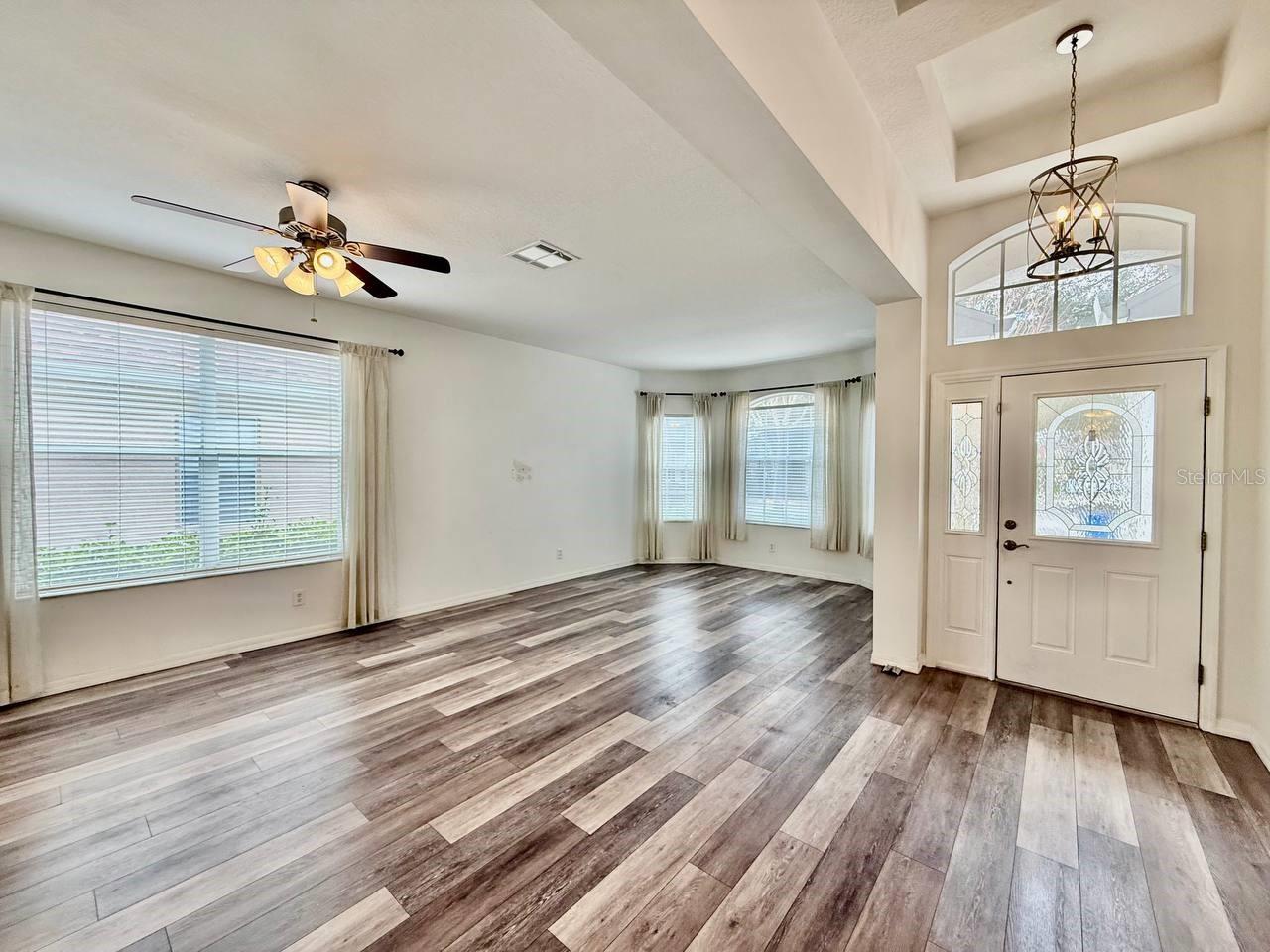 Image 3 of 44 For 10226 Evergreen Hill Drive