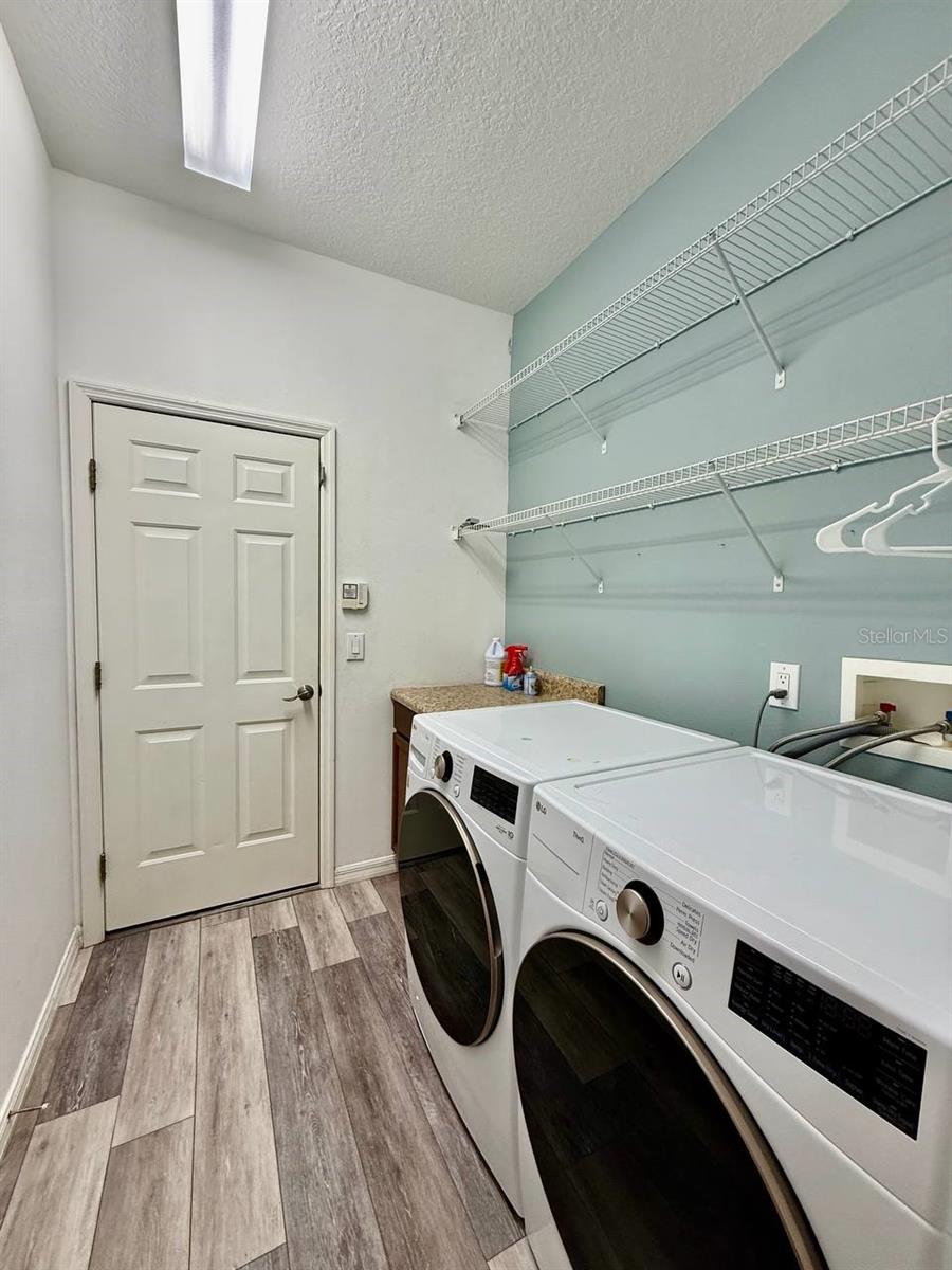 Image 31 of 44 For 10226 Evergreen Hill Drive