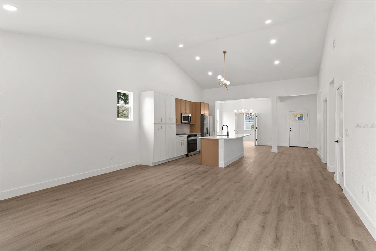 Image 18 of 32 For 1607 Ida Street