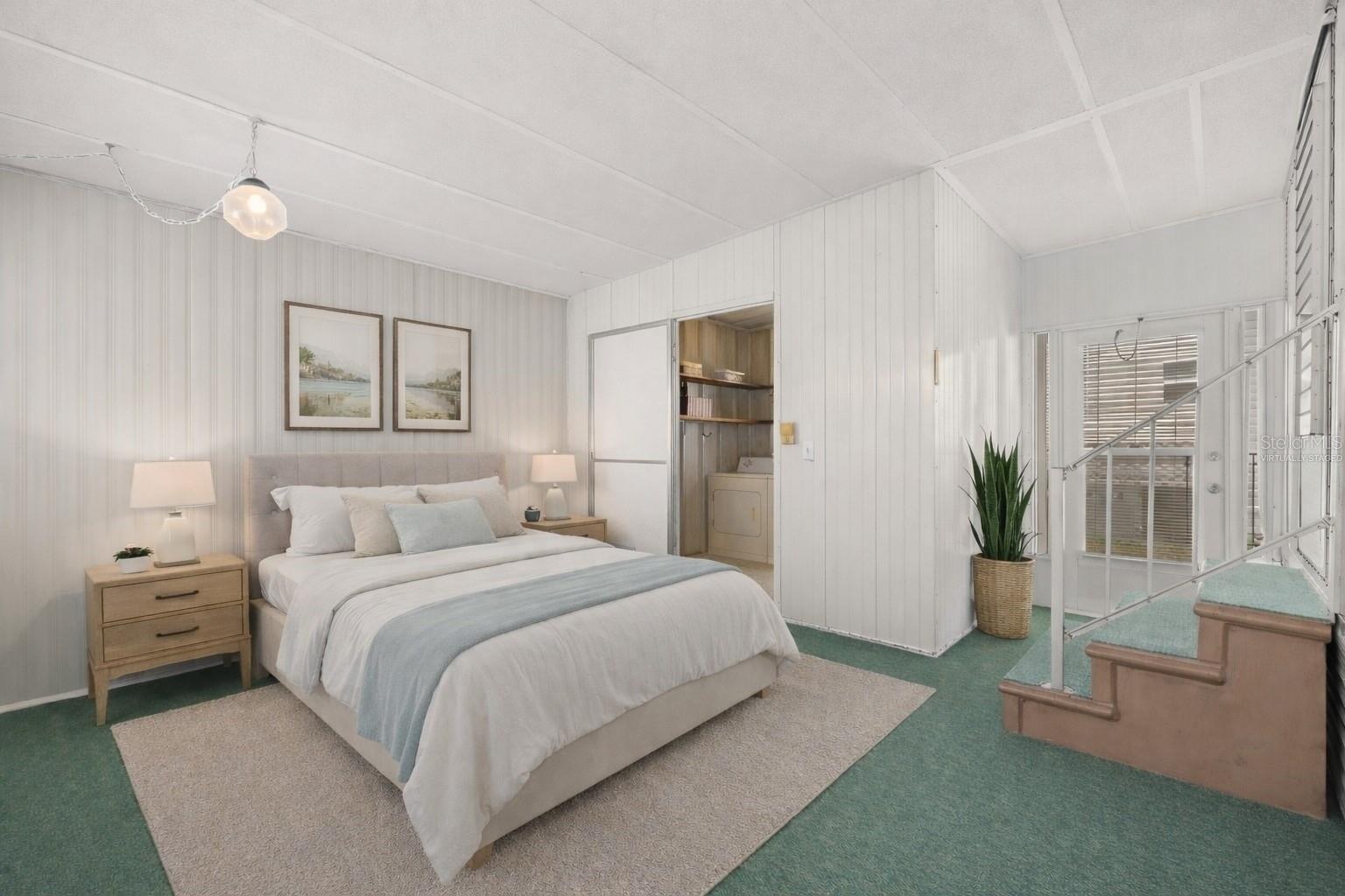 Image 16 of 26 For 1012 50th Ave Plaza W