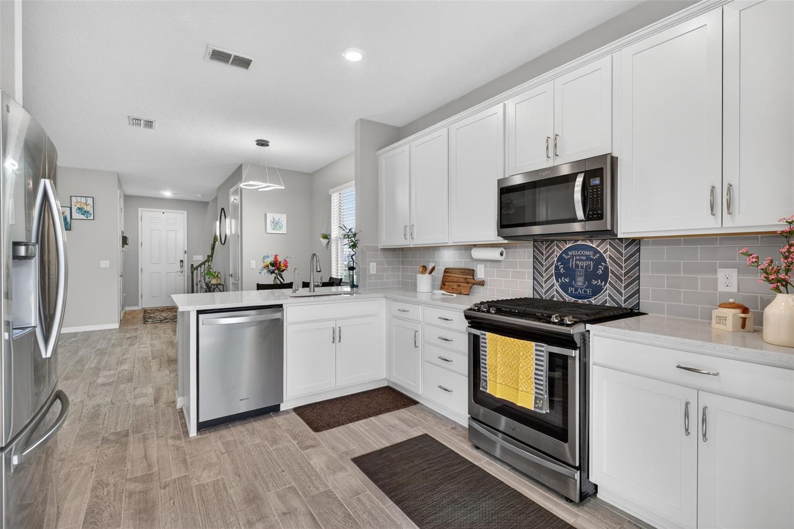 Image 28 of 77 For 18056 Aero Avenue