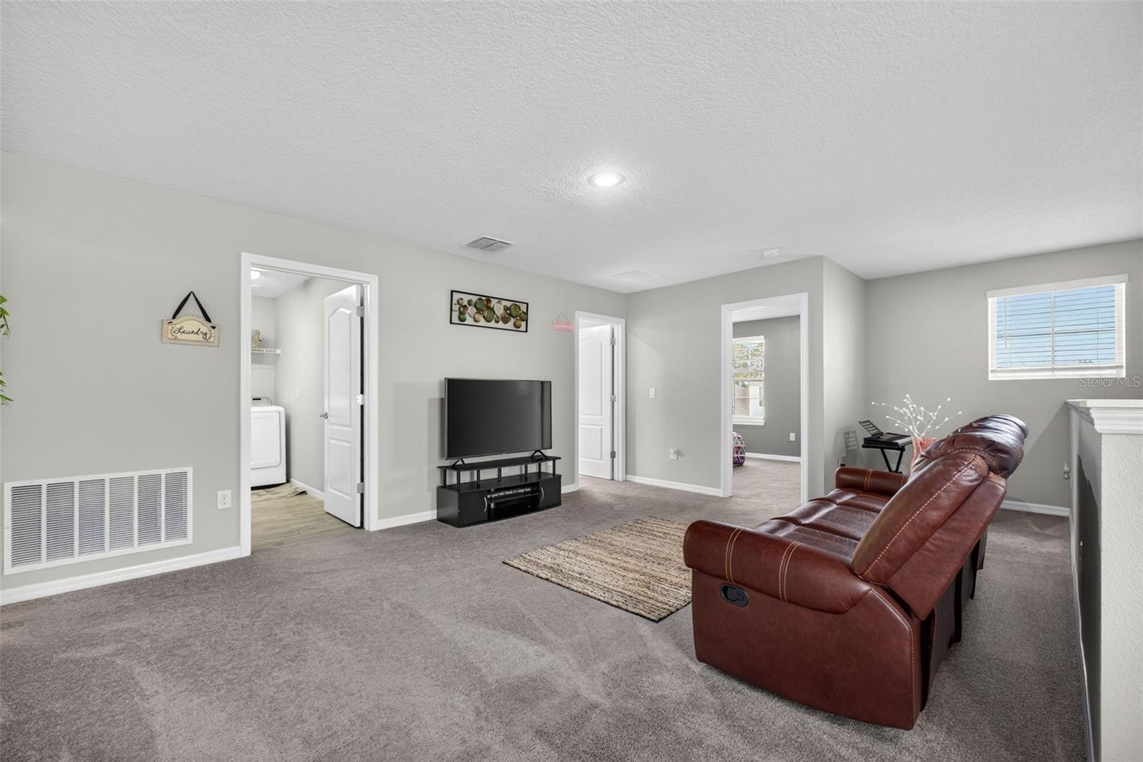 Image 32 of 77 For 18056 Aero Avenue