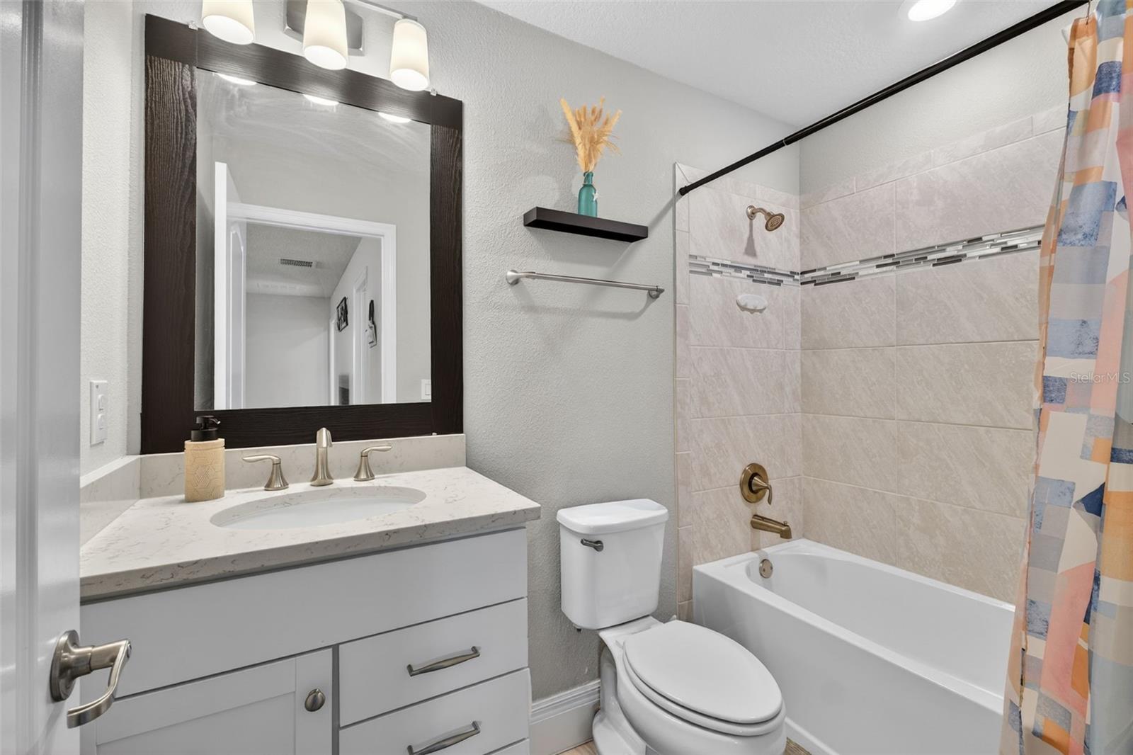 Image 49 of 77 For 18056 Aero Avenue