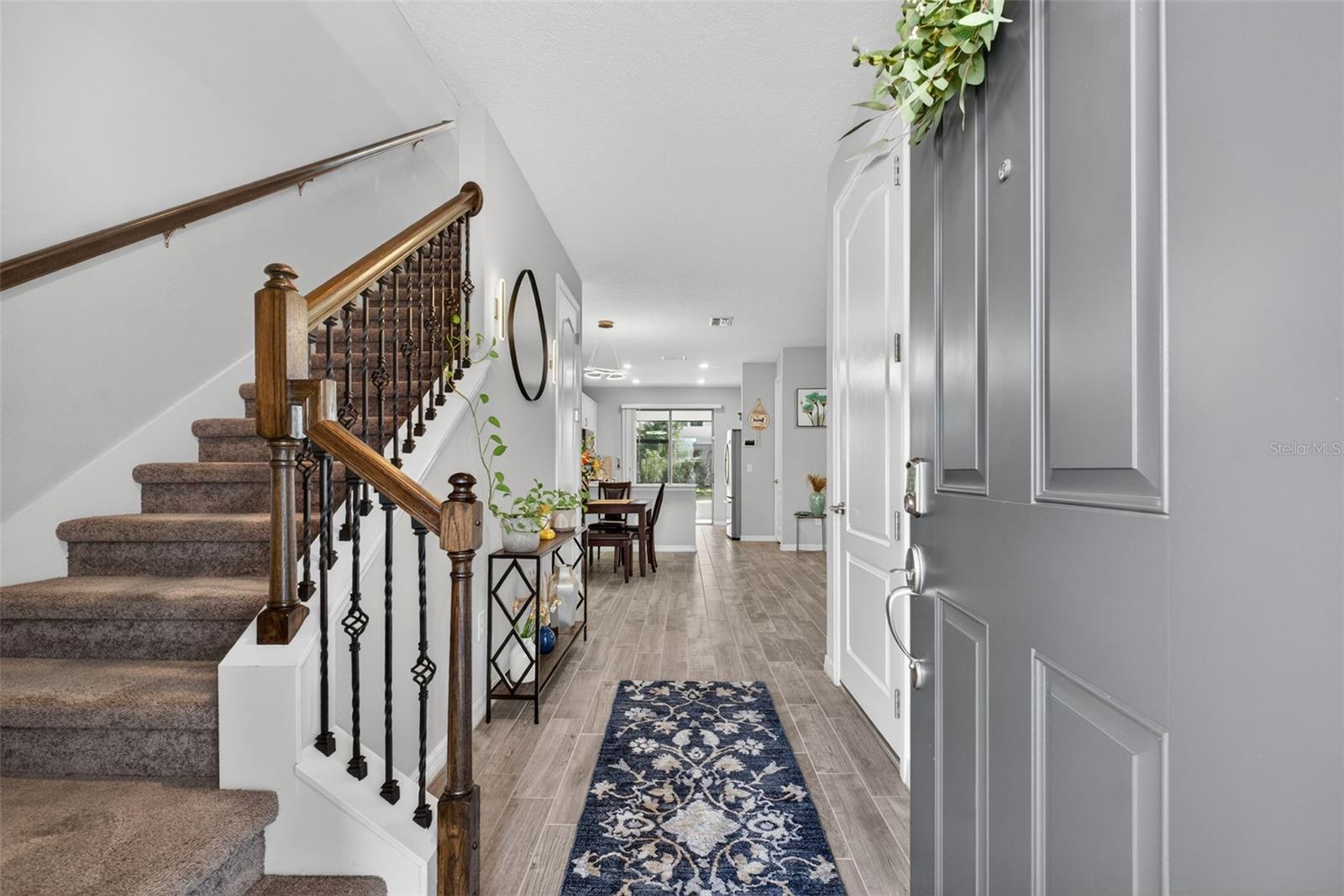 Image 9 of 77 For 18056 Aero Avenue