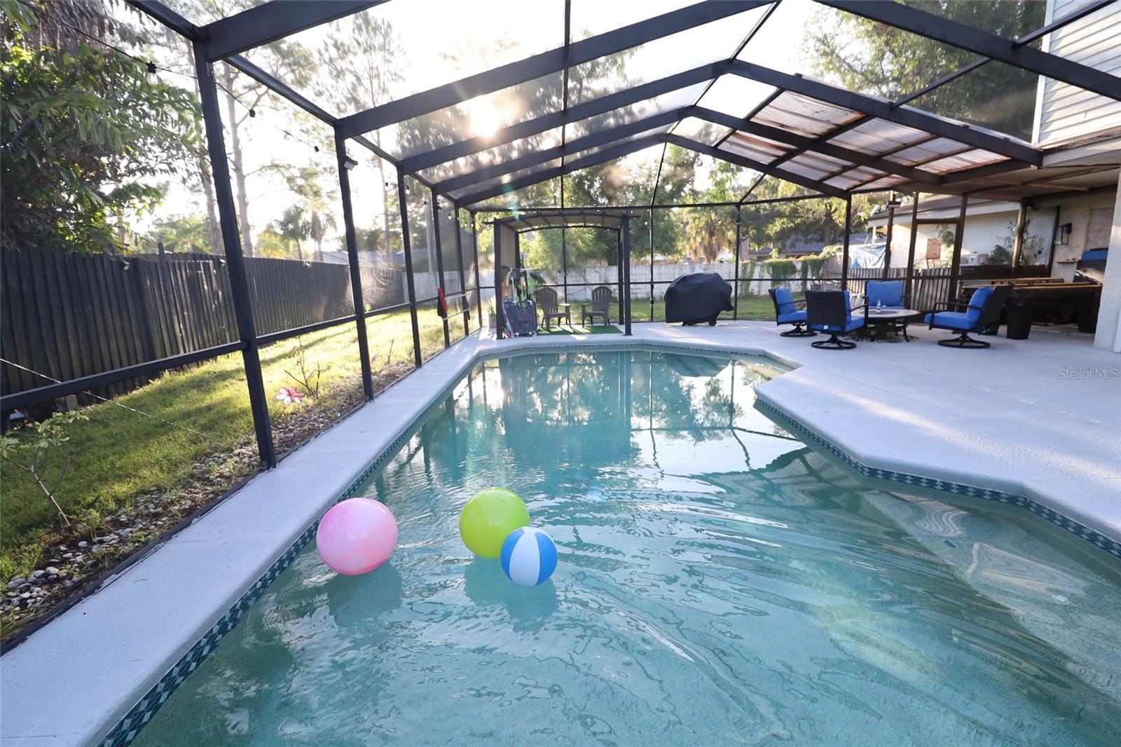 Listing photo id 20 for 15401 Deerglen Drive