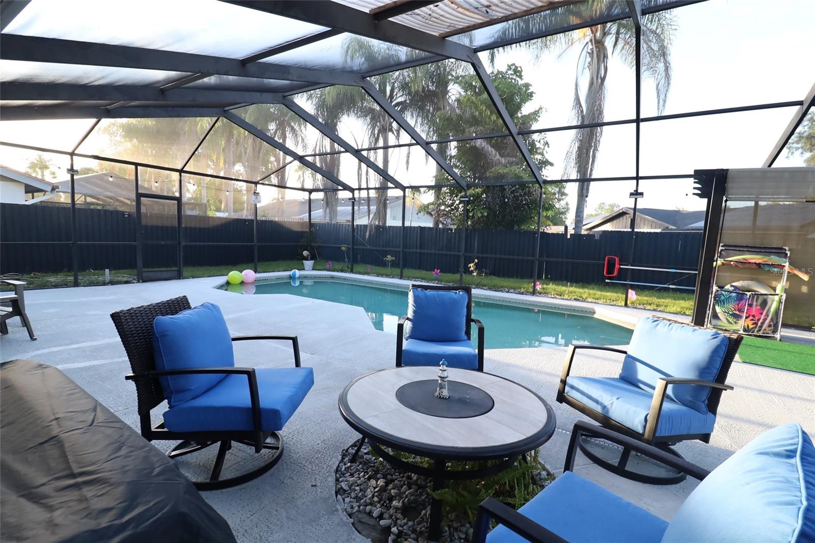 Listing photo id 22 for 15401 Deerglen Drive