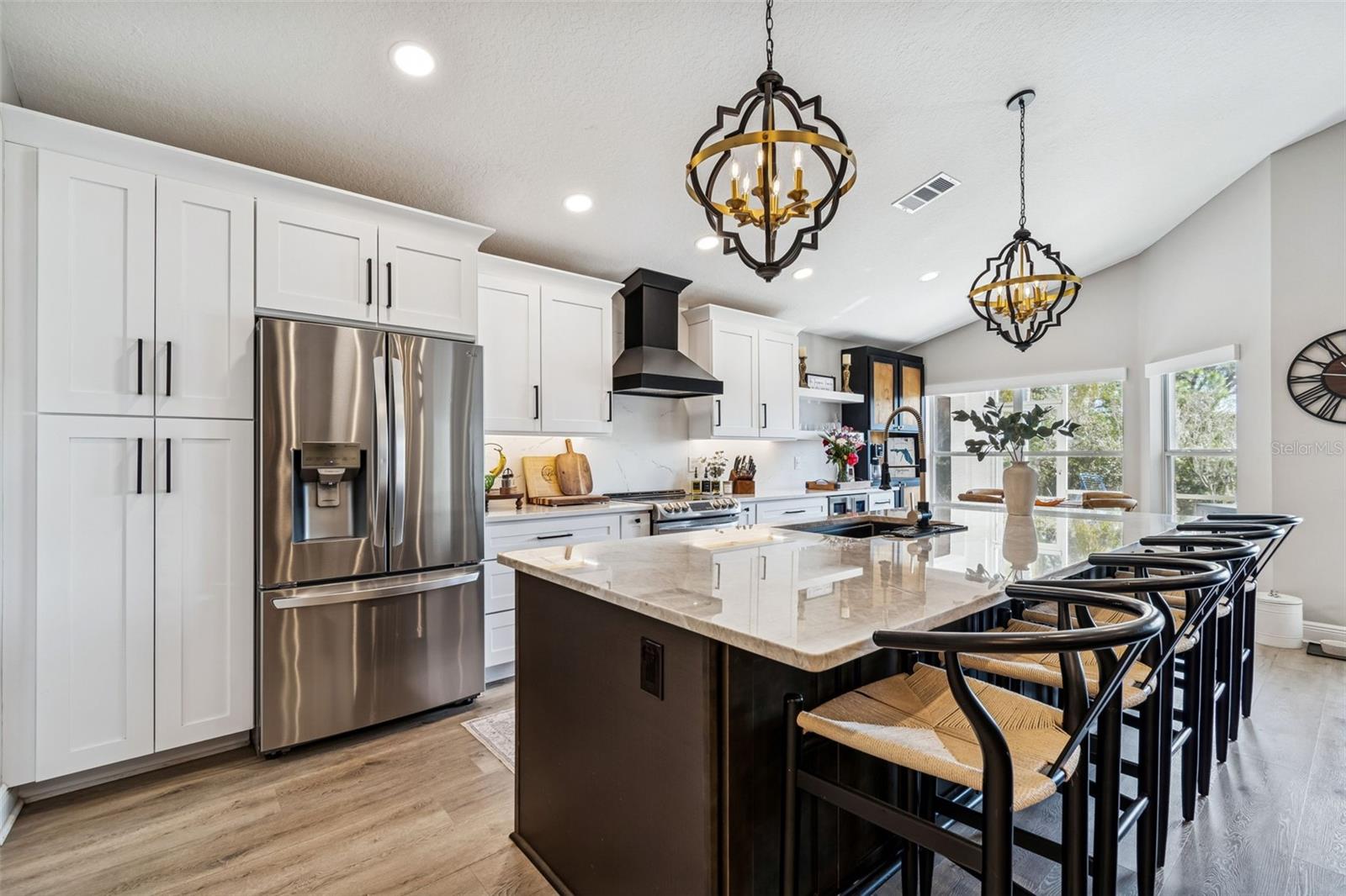 Listing photo id 22 for 18617 Le Dauphine Place