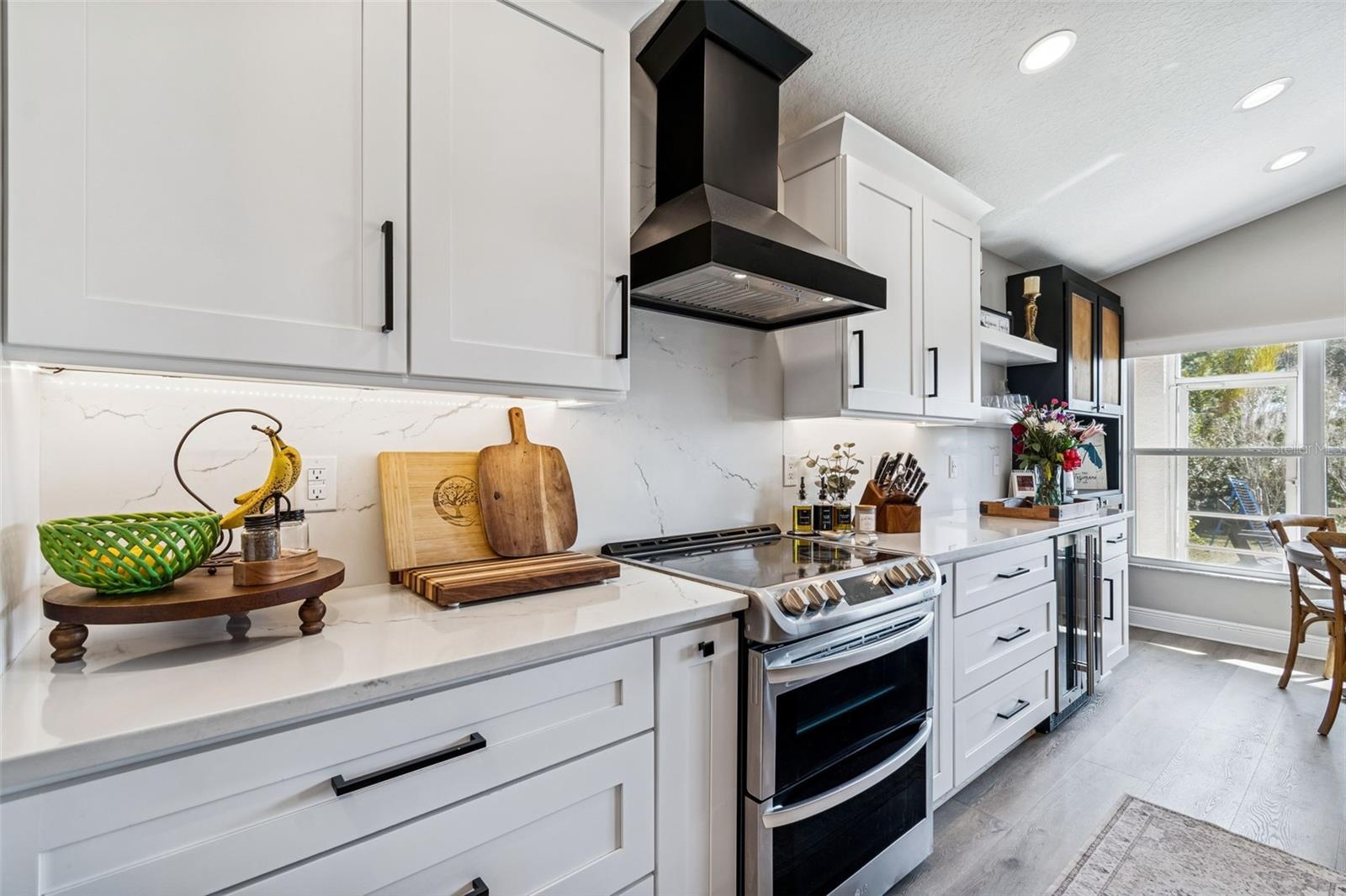 Listing photo id 28 for 18617 Le Dauphine Place