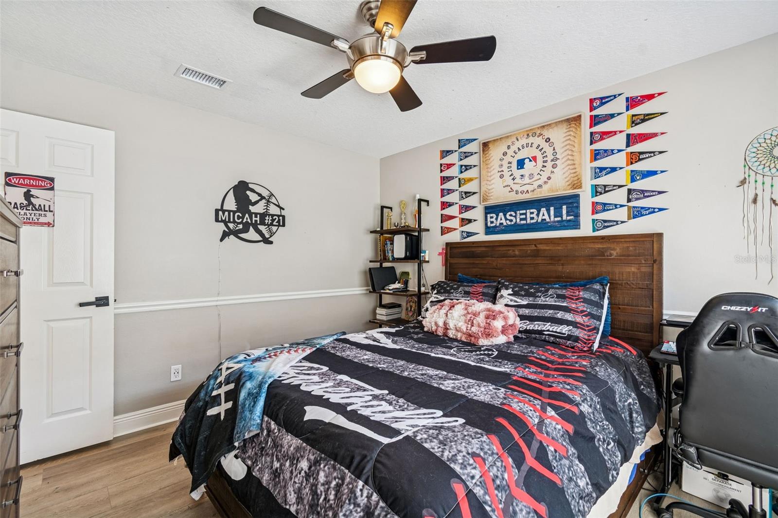 Listing photo id 63 for 18617 Le Dauphine Place