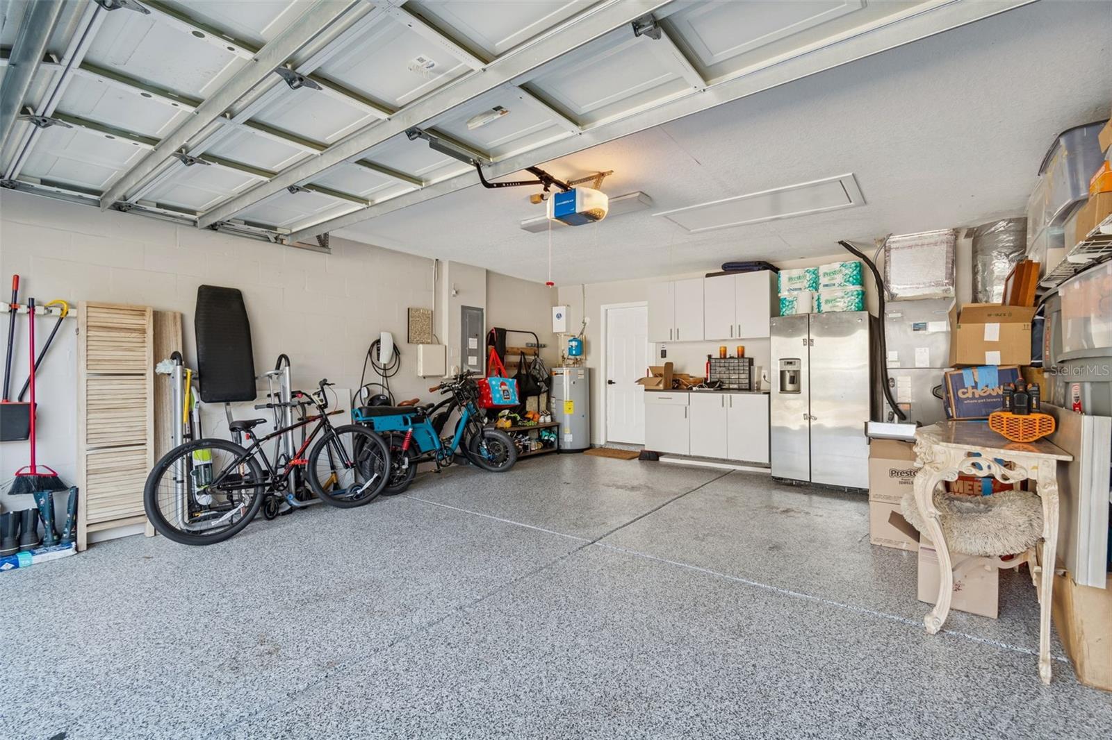 Listing photo id 79 for 18617 Le Dauphine Place