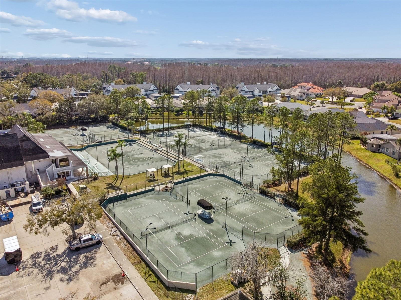 Listing photo id 90 for 18617 Le Dauphine Place