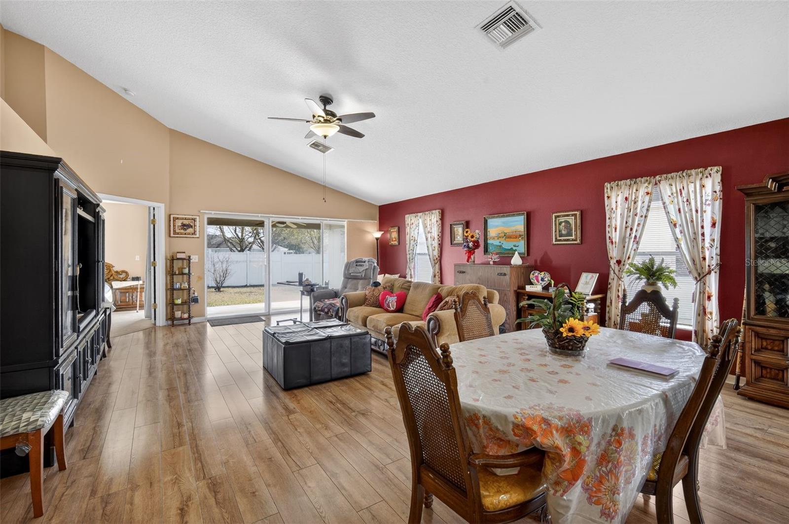 Image 13 of 36 For 8578 Pinetop Ridge Lane