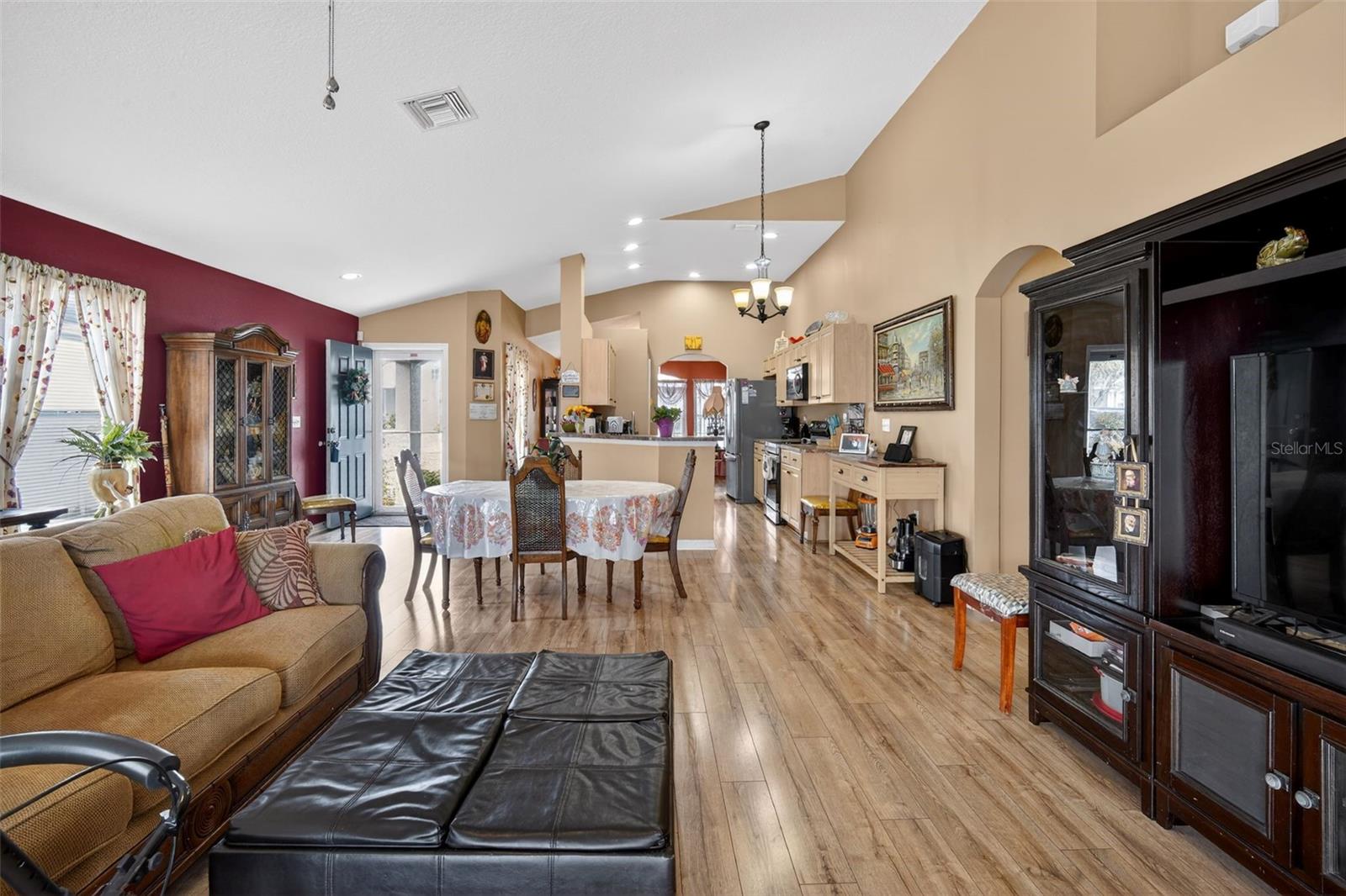 Image 8 of 36 For 8578 Pinetop Ridge Lane