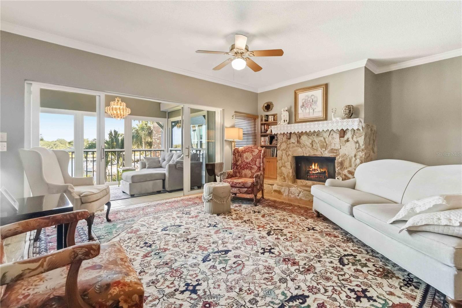 Image 10 of 46 For 905 Harbor City Boulevard 204