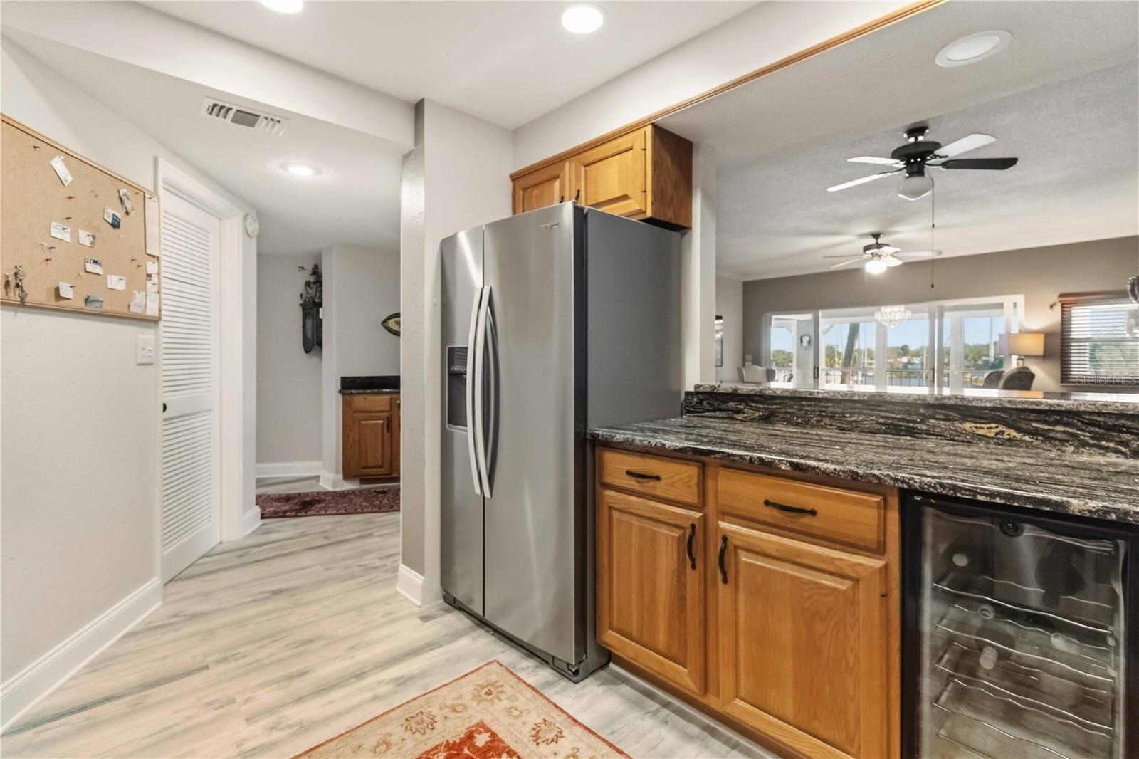 Image 15 of 46 For 905 Harbor City Boulevard 204