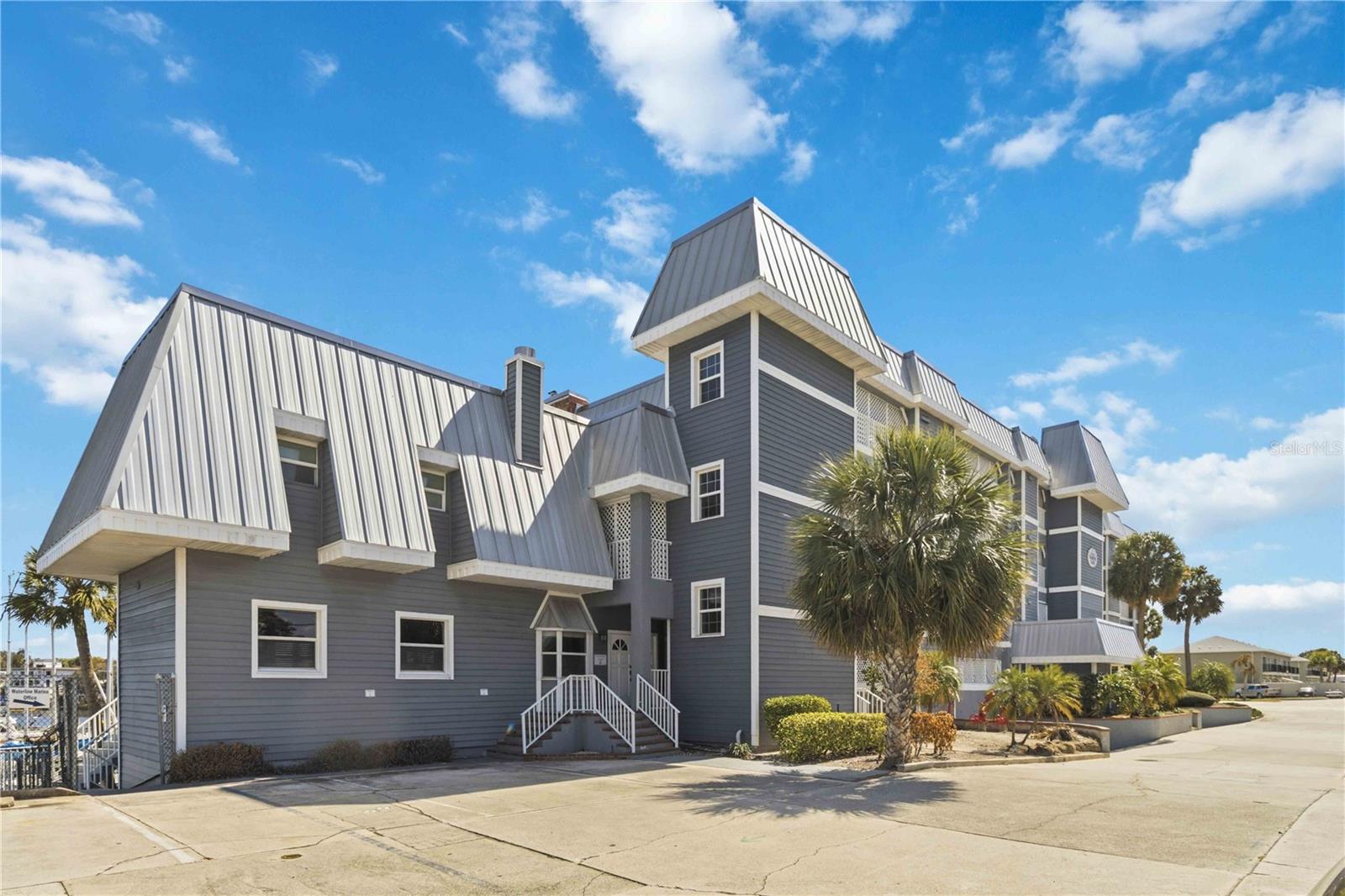 Image 2 of 46 For 905 Harbor City Boulevard 204