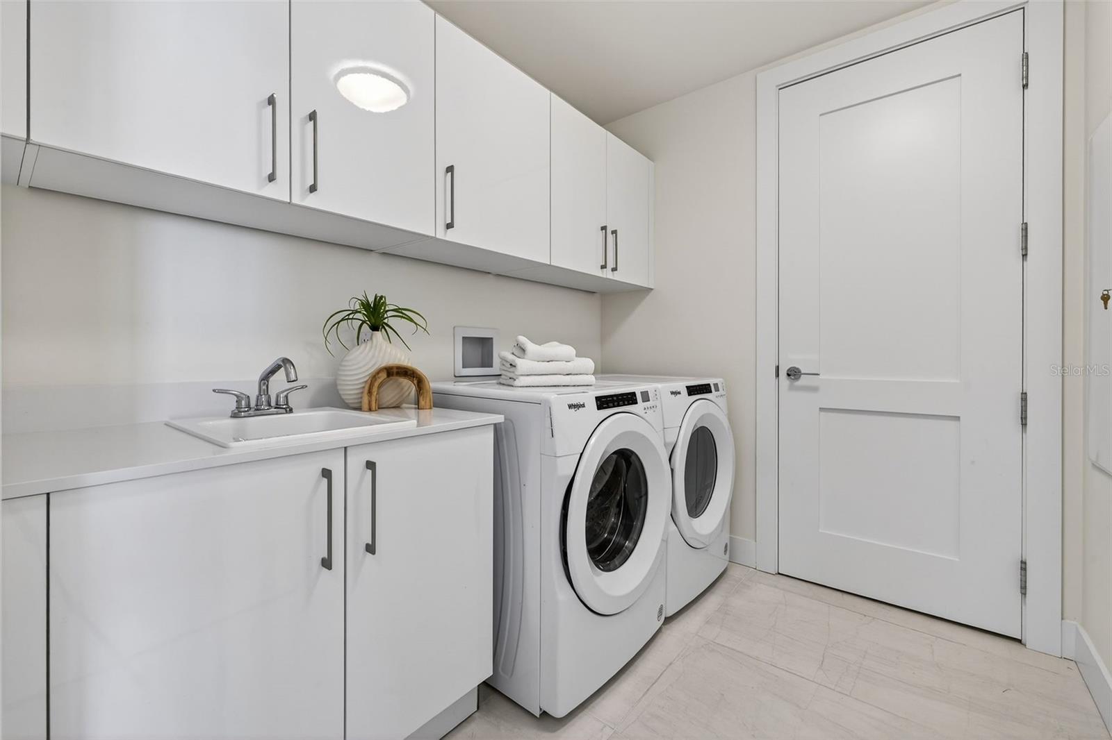 Image 32 of 69 For 301 1st Street S 3205