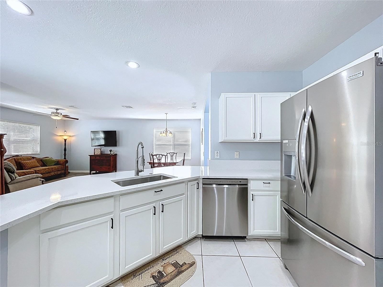 Image 10 of 74 For 4594 Lisette Circle