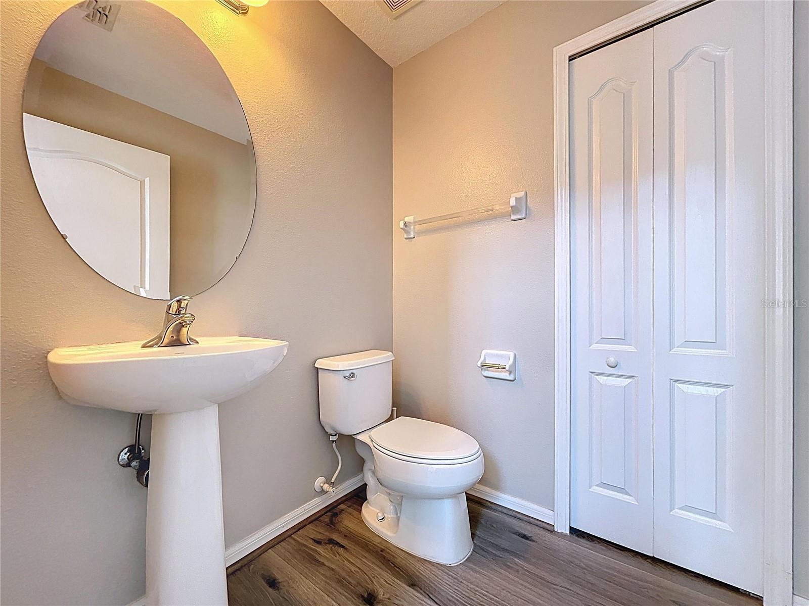 Image 27 of 74 For 4594 Lisette Circle